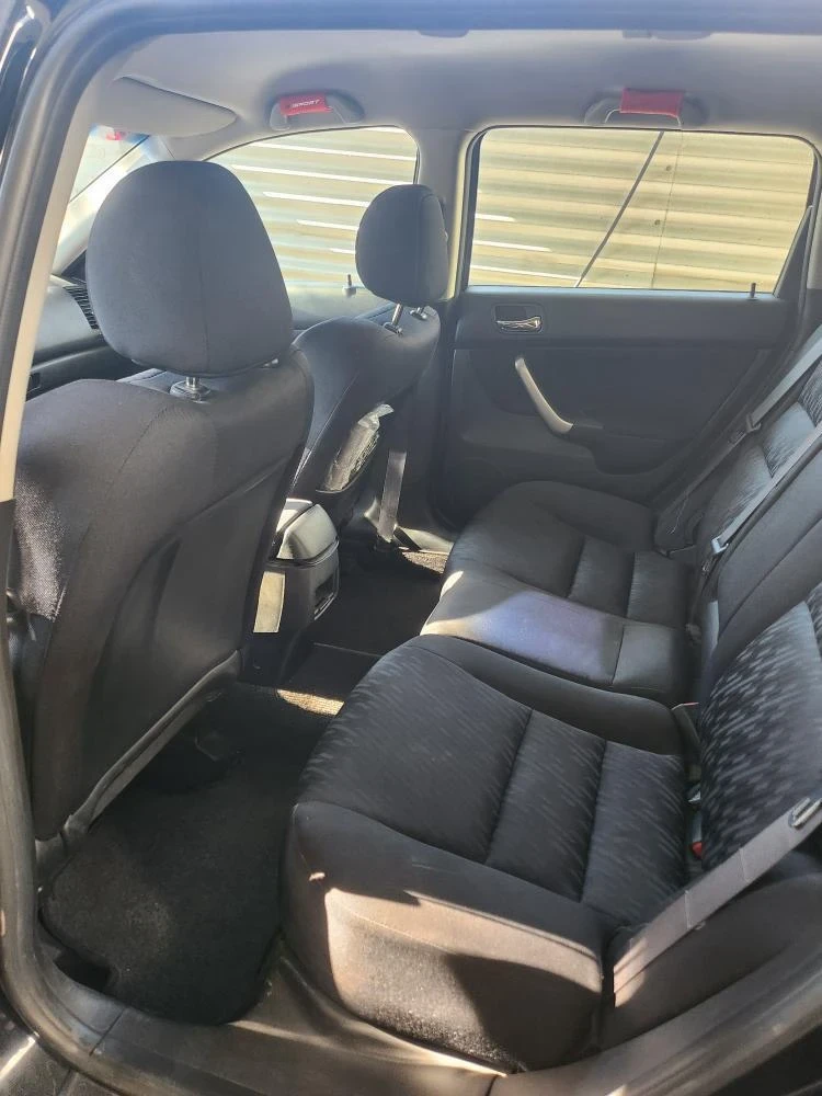 Honda Accord 2.0i Tourer, снимка 8 - Автомобили и джипове - 53265300