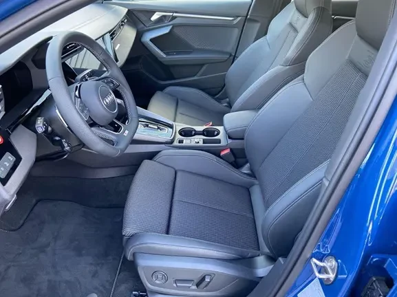 Audi A3 Sportback 40 TFSIe = S-line = Гаранция - изображение 7