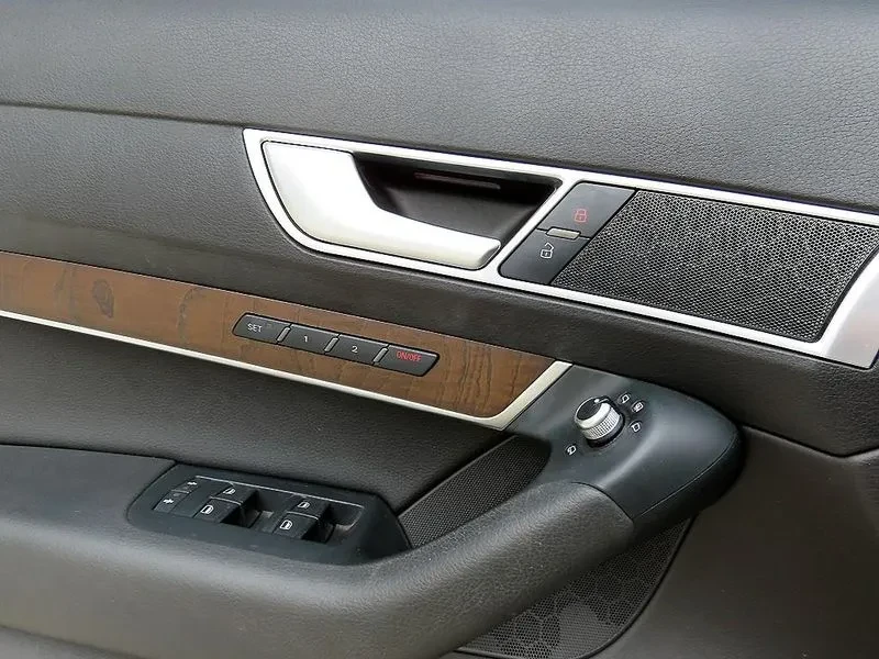 Audi A6 3.0 TDI Quattro, снимка 13 - Автомобили и джипове - 55048125