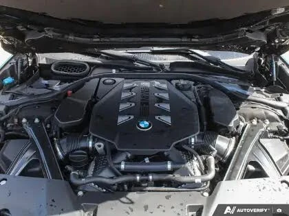 BMW 760 i* xDrive* M-SPORT* BOWERS&WILKINS* ПОДГР* ОБДУХ* , снимка 8 - Автомобили и джипове - 55680611
