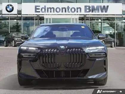 BMW 760 i* xDrive* M-SPORT* BOWERS&WILKINS* ПОДГР* ОБДУХ* , снимка 2 - Автомобили и джипове - 55680611