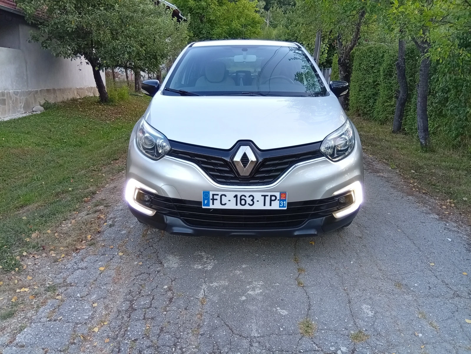 Renault Captur 1.5 DCI FACE LED EU 6, снимка 1