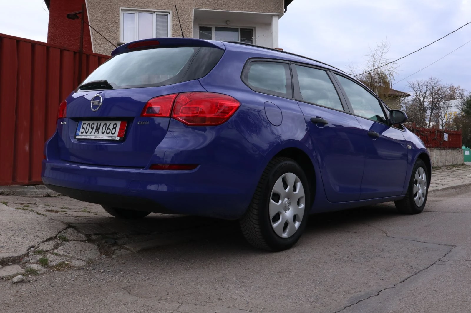 Opel Astra J - изображение 7