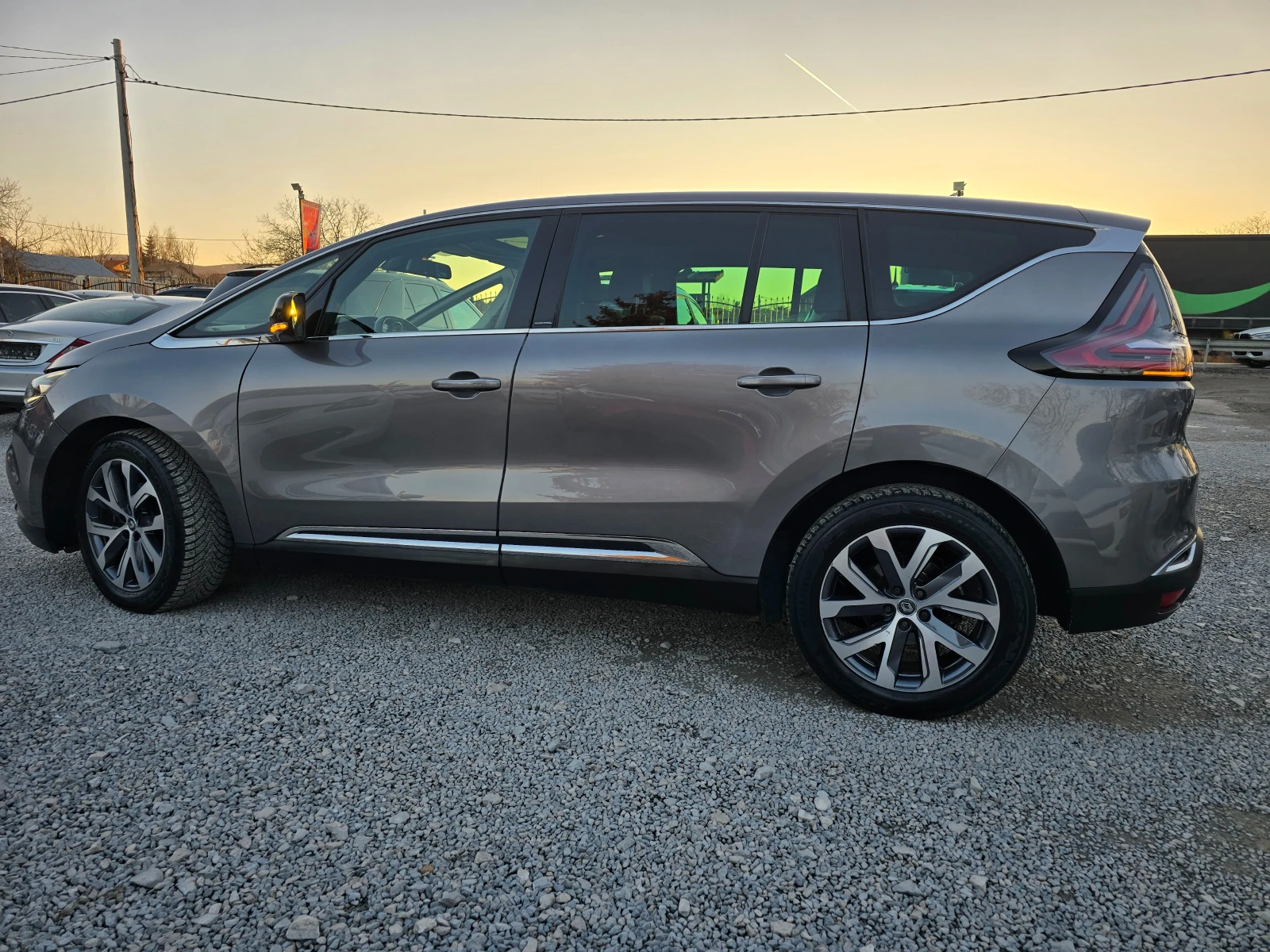 Renault Espace 1.6DCI-160 К.С-ЕВРО 6D-ФУЛ-ФУЛ ЕКСТРИ-КАТО НОВ - изображение 3