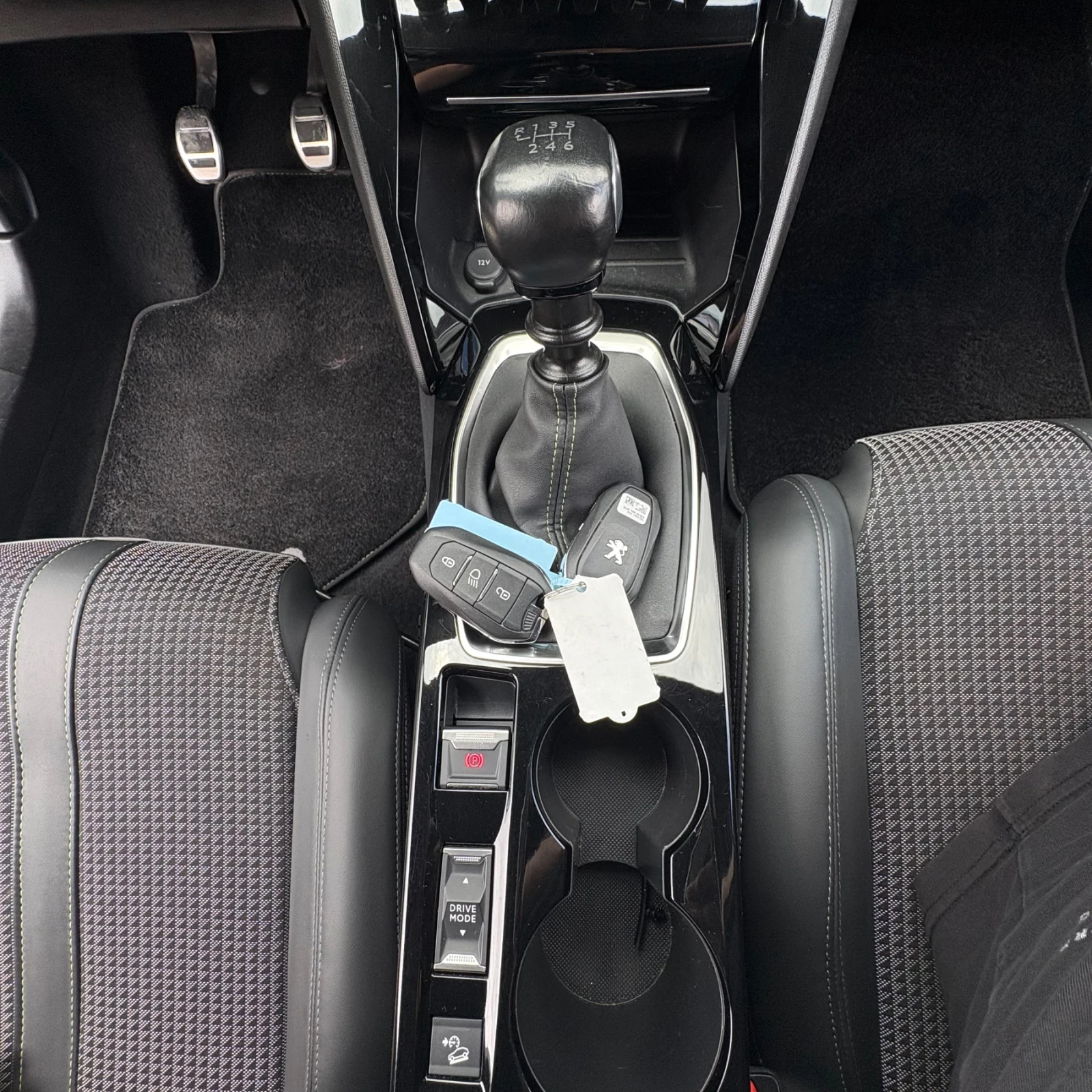 Peugeot 2008 1.5 GT- Line | Mobile.bg   12