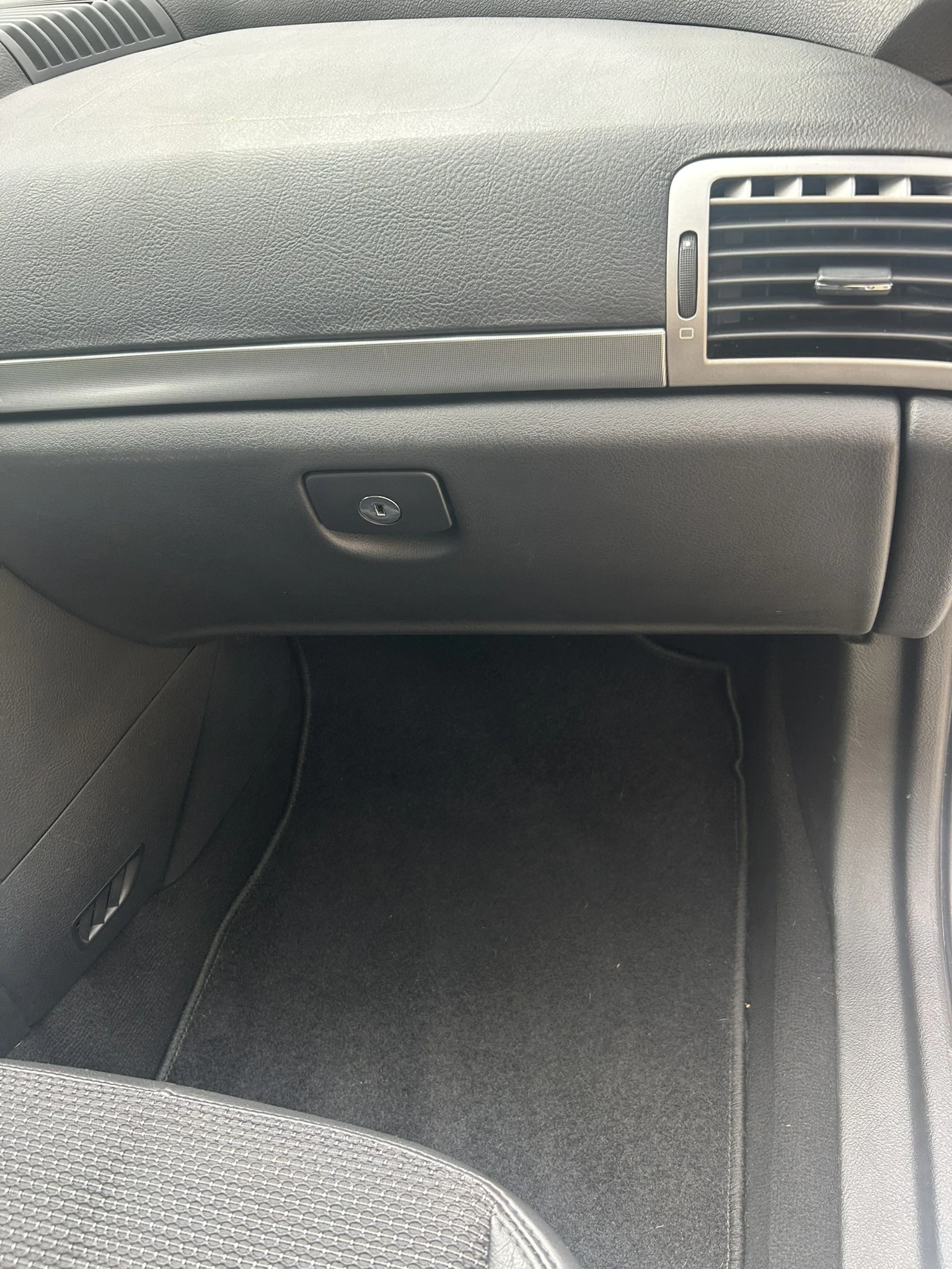 Peugeot 407 SW - изображение 8