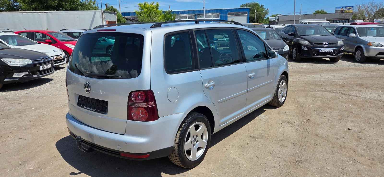 VW Touran 1.9TDI 105к.с АВТОМАТ - изображение 4