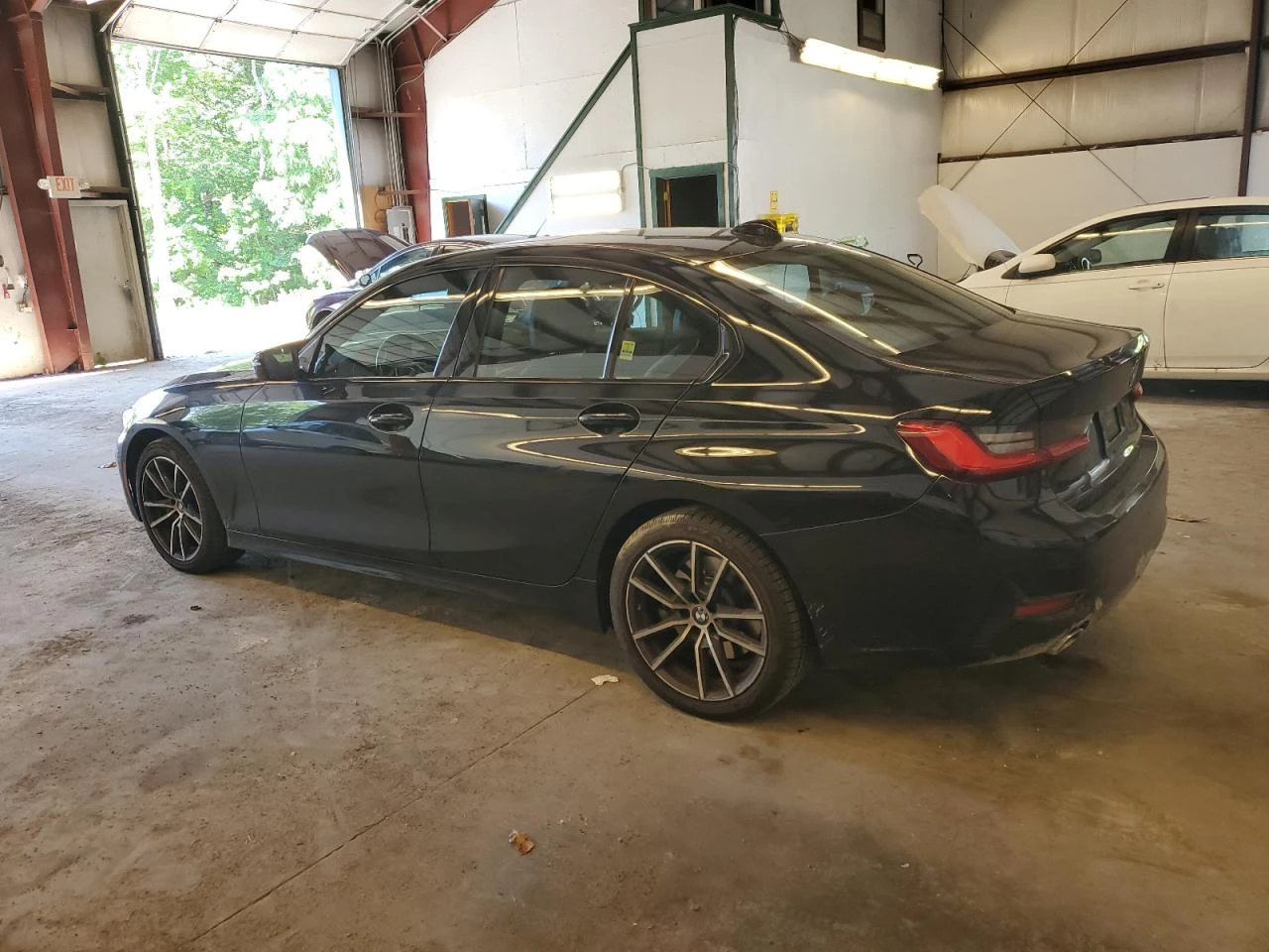 BMW 330 XDRIVE/SPORTLINE/AMBILIGHT/ВИДЕО НА МОТОРA - изображение 6