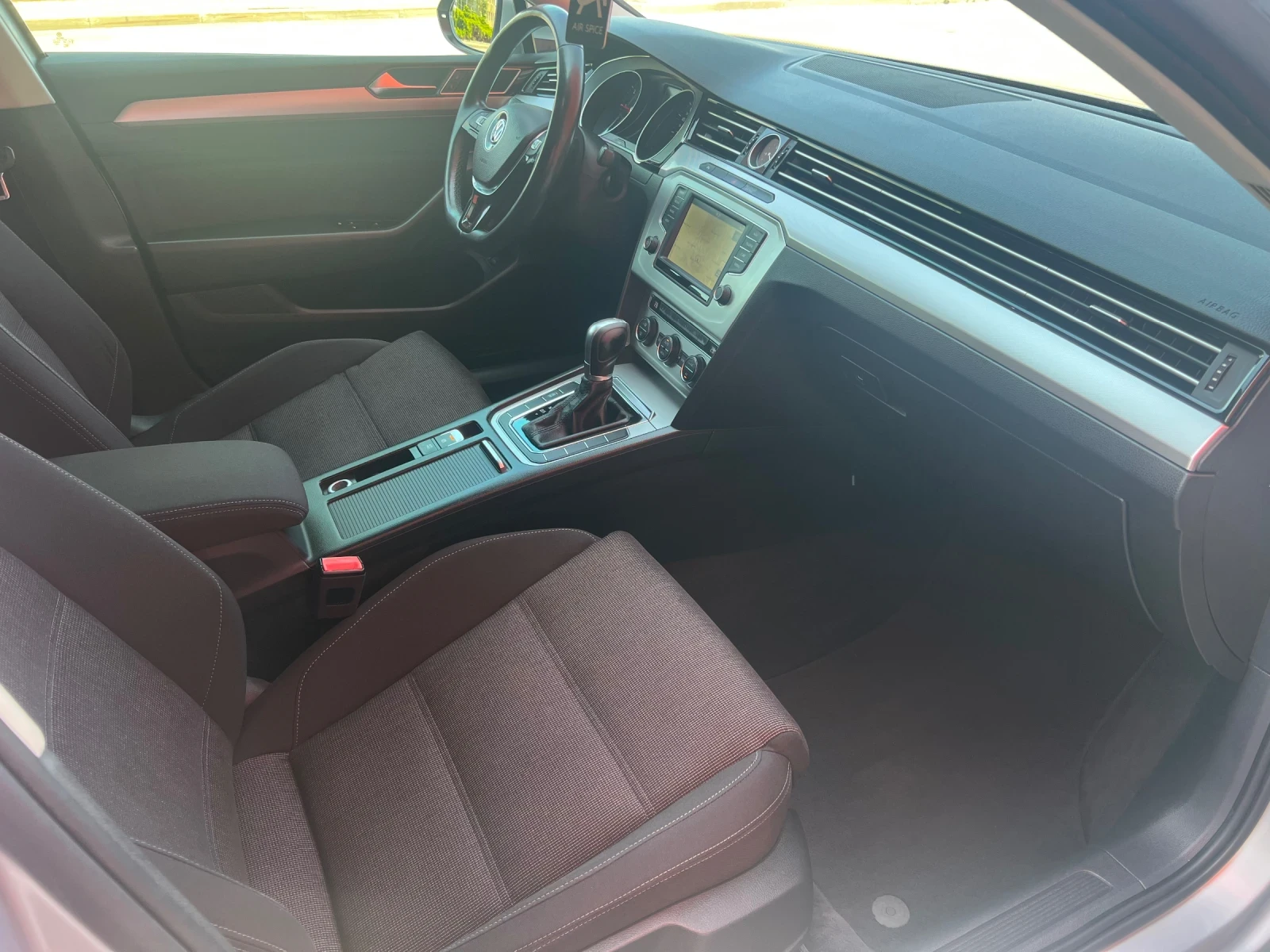 VW Passat 2.0 TDI | Mobile.bg   12