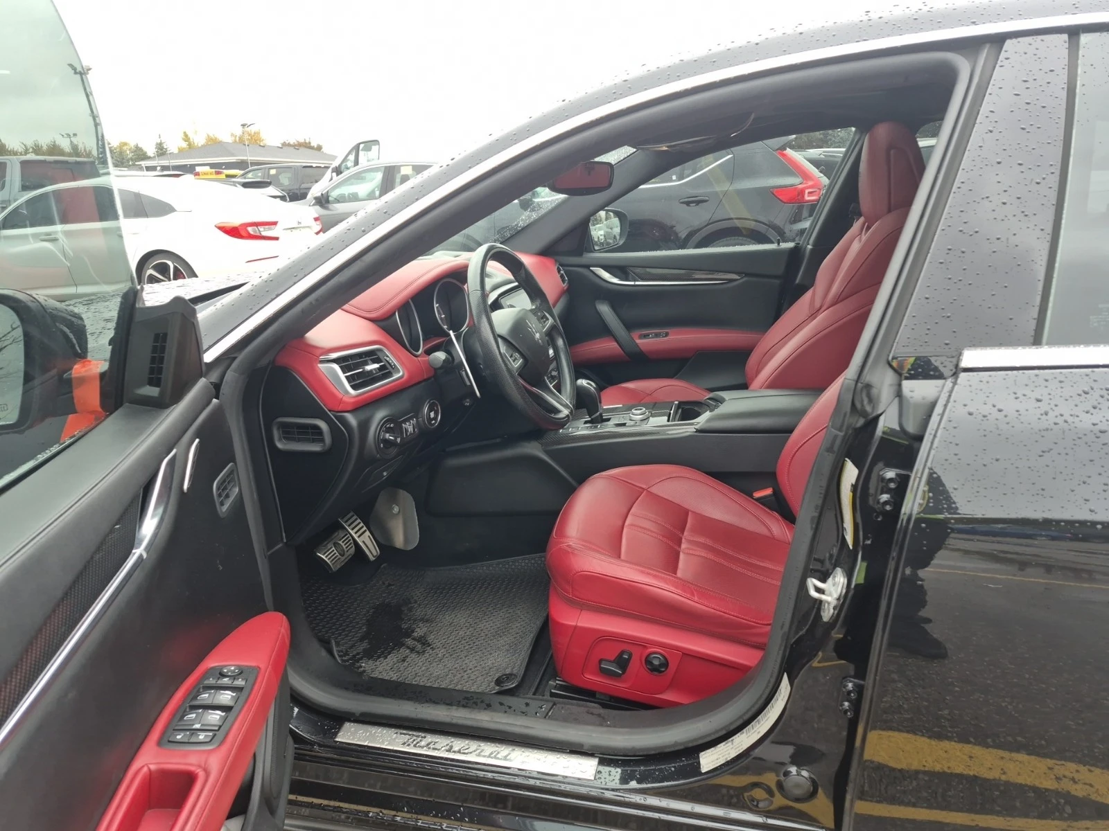 Maserati Ghibli S Q4 * * CARFAX * *   * *  | Mobile.bg   11