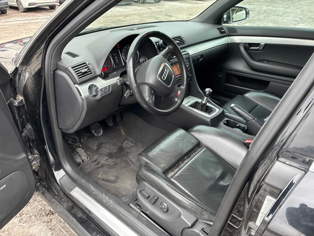 Audi S4 * 4dr Sdn quattro * CARFAX * ФИНАНСИРАНЕ* КЛИП - изображение 6