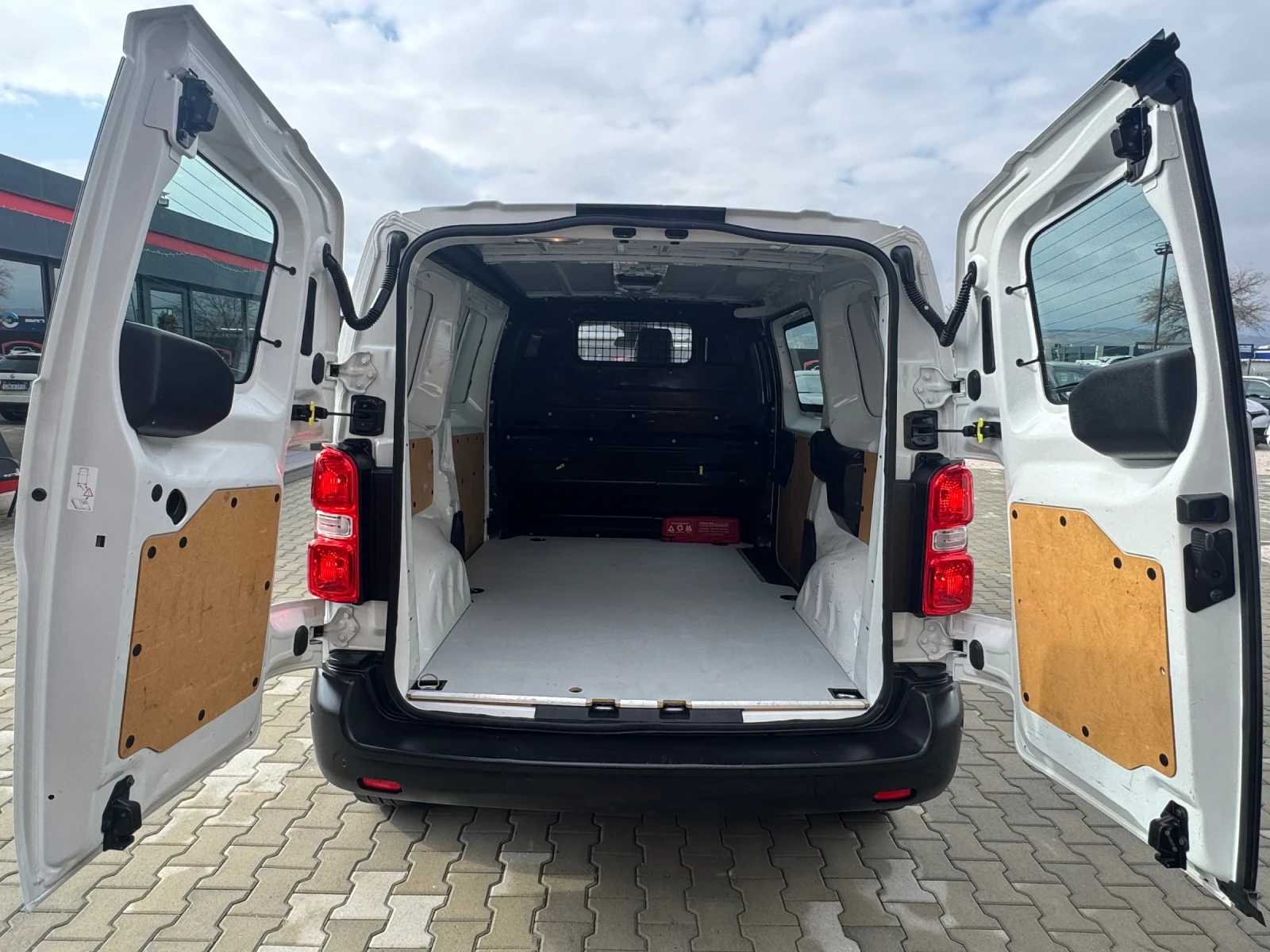 Citroen Jumpy 2.0HDI AVTOMAT FULL | Mobile.bg � ����������� 15