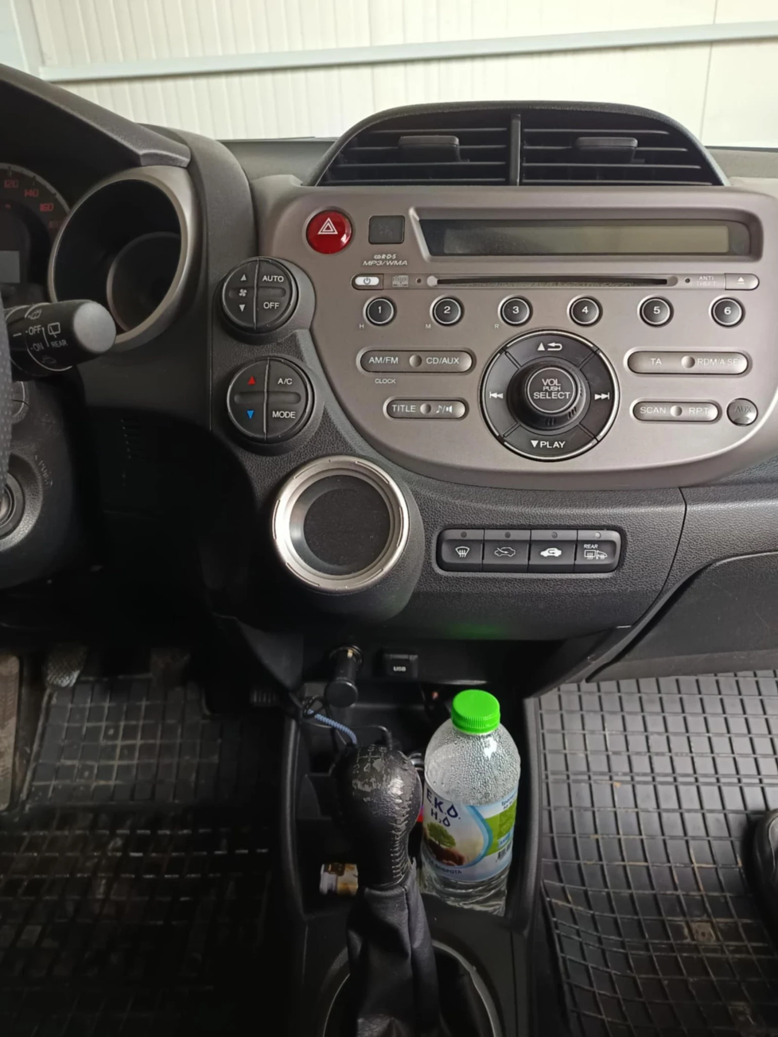 Honda Jazz  - изображение 9