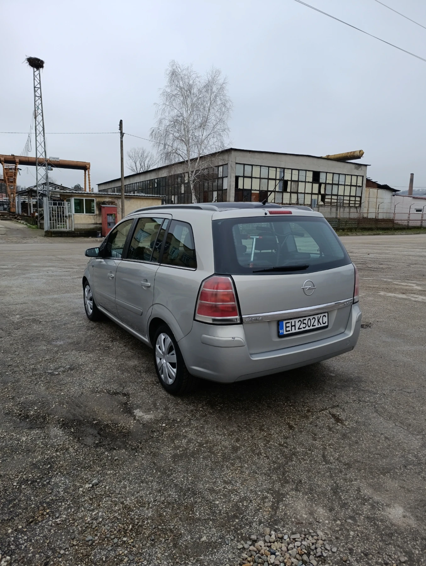 Opel Zafira B - изображение 3