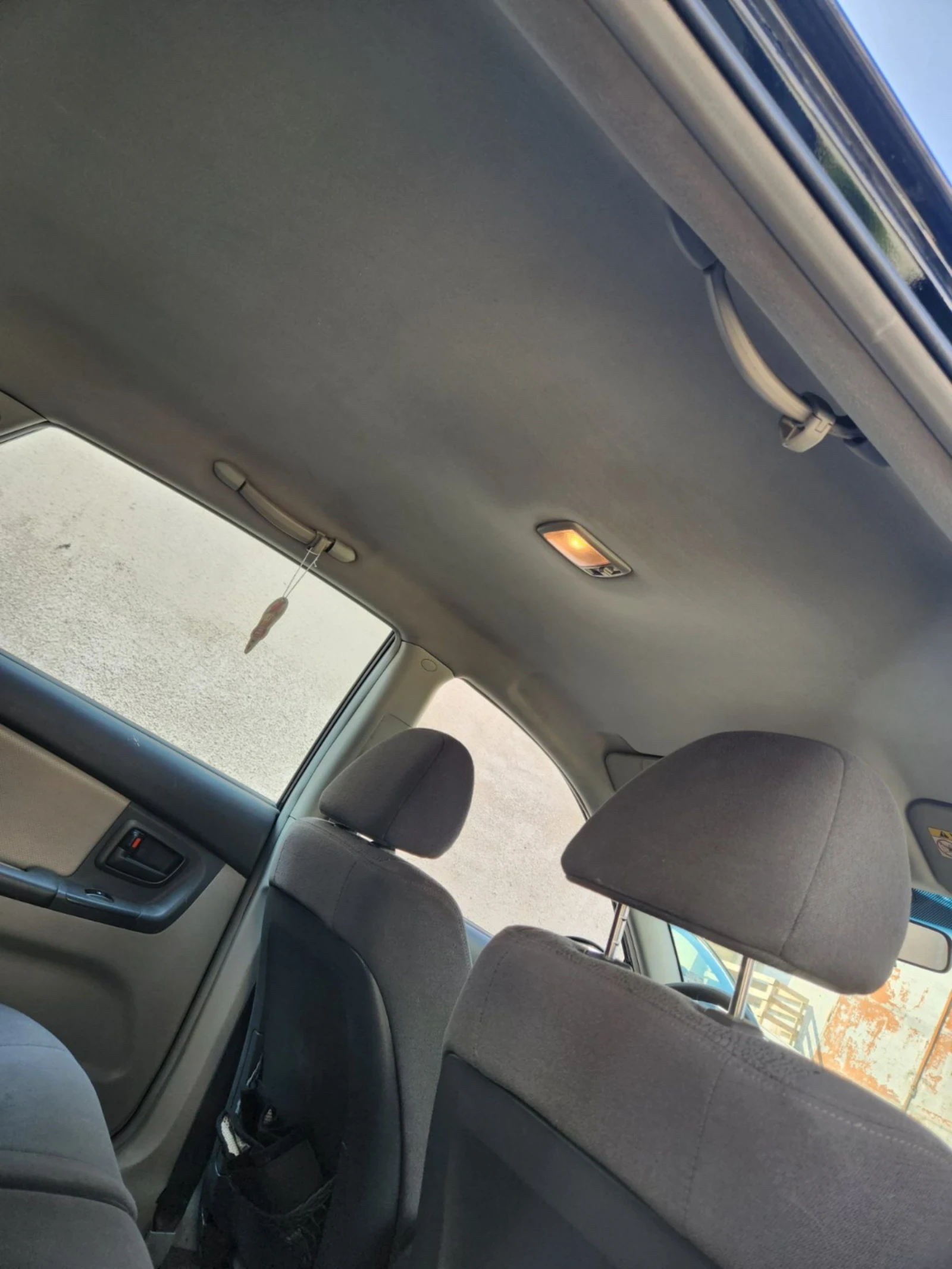 Kia Cerato 2000, снимка 8 - Автомобили и джипове - 53711067