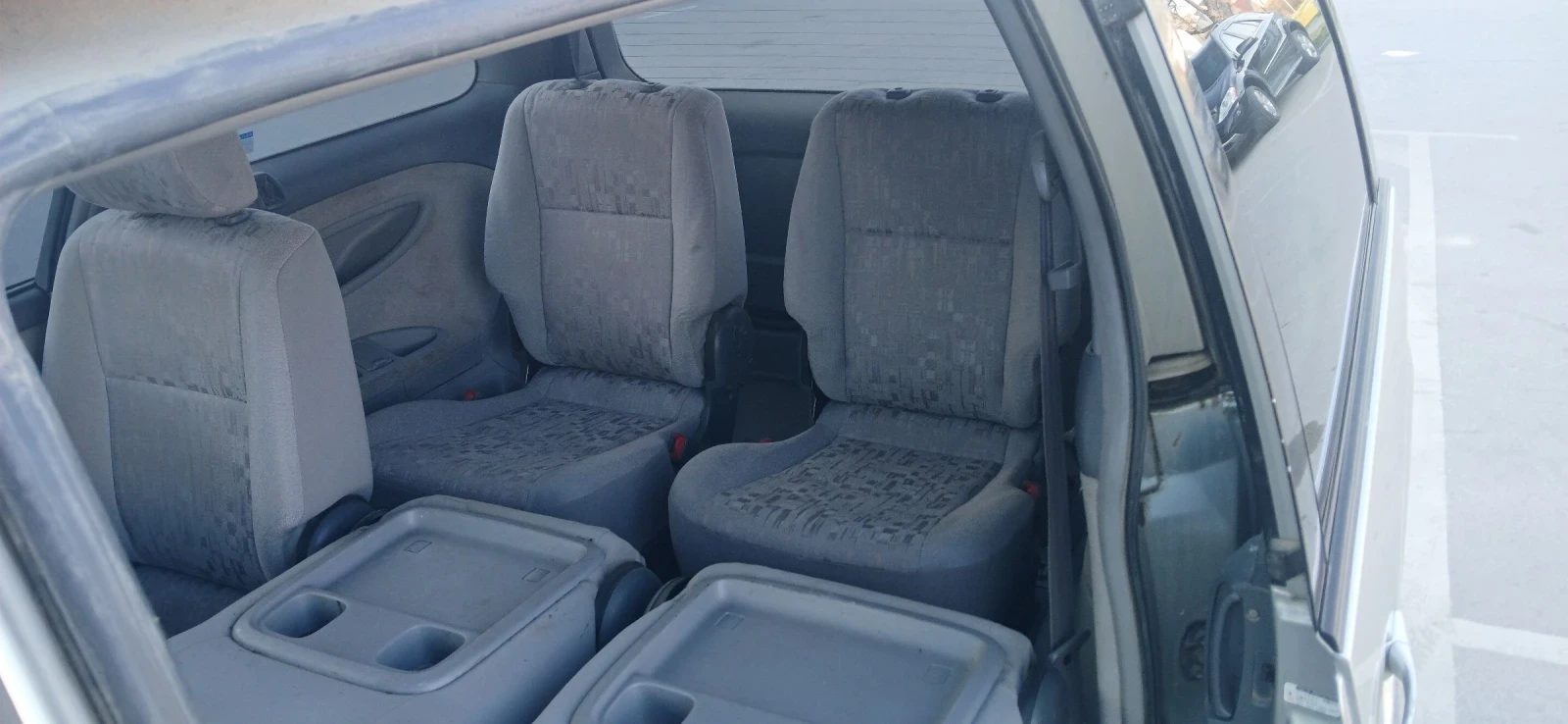 Toyota Previa 2.4 бензин газ , снимка 13 - Автомобили и джипове - 53849728