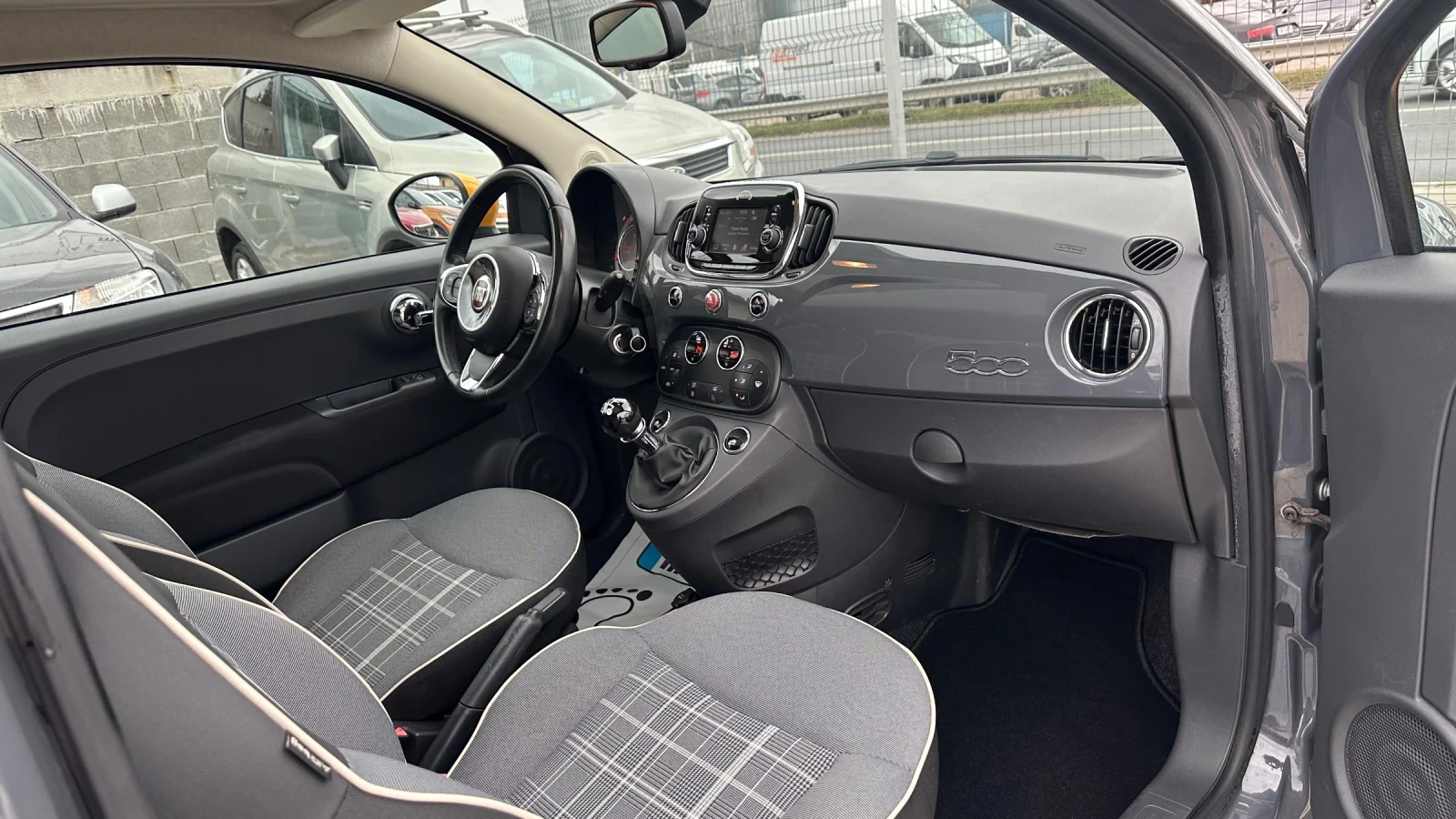 Fiat 500 1.2i EURO 6B Отлично състояние! , снимка 14 - Автомобили и джипове - 53918294