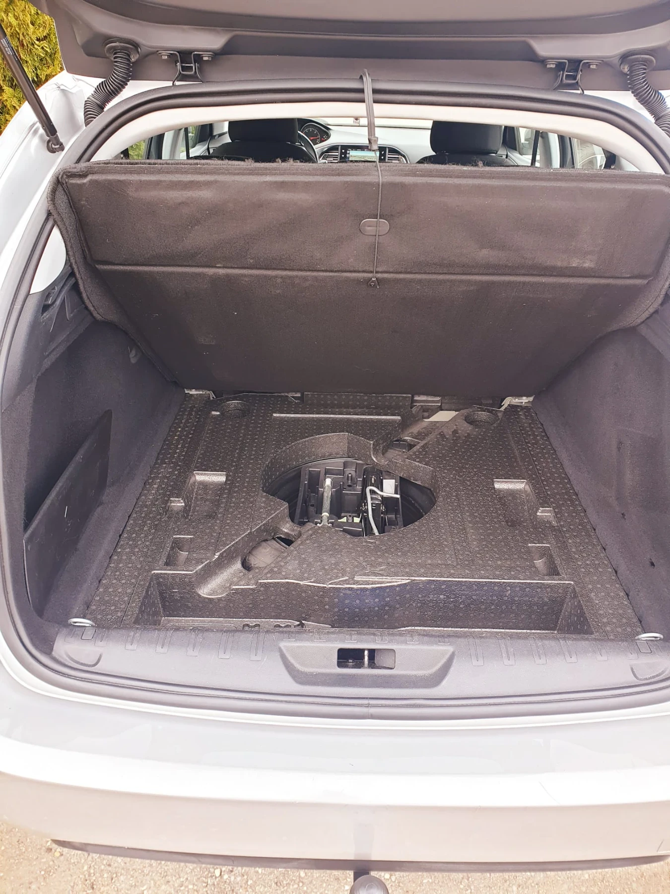 Peugeot 308, снимка 10 - Автомобили и джипове - 54067870