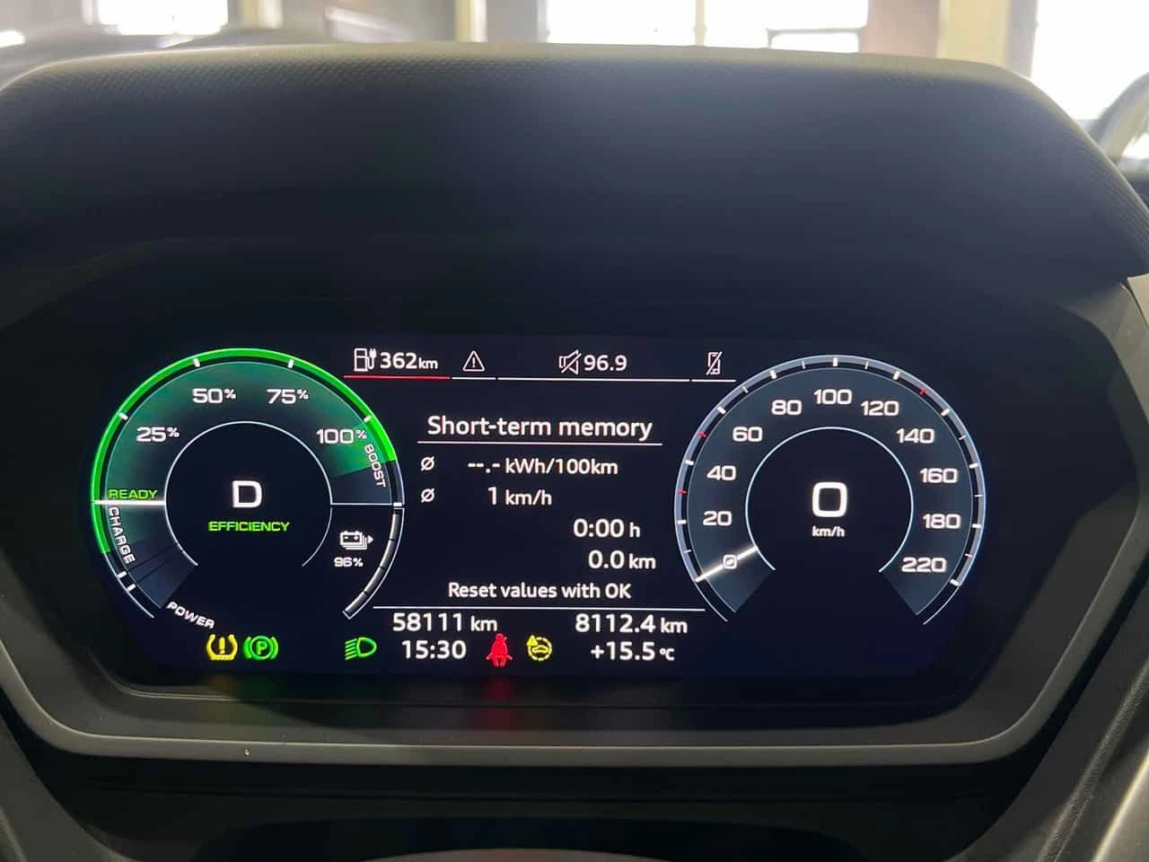 Audi E-Tron 50 quattro  CARFAX, снимка 8 - Автомобили и джипове - 54080917