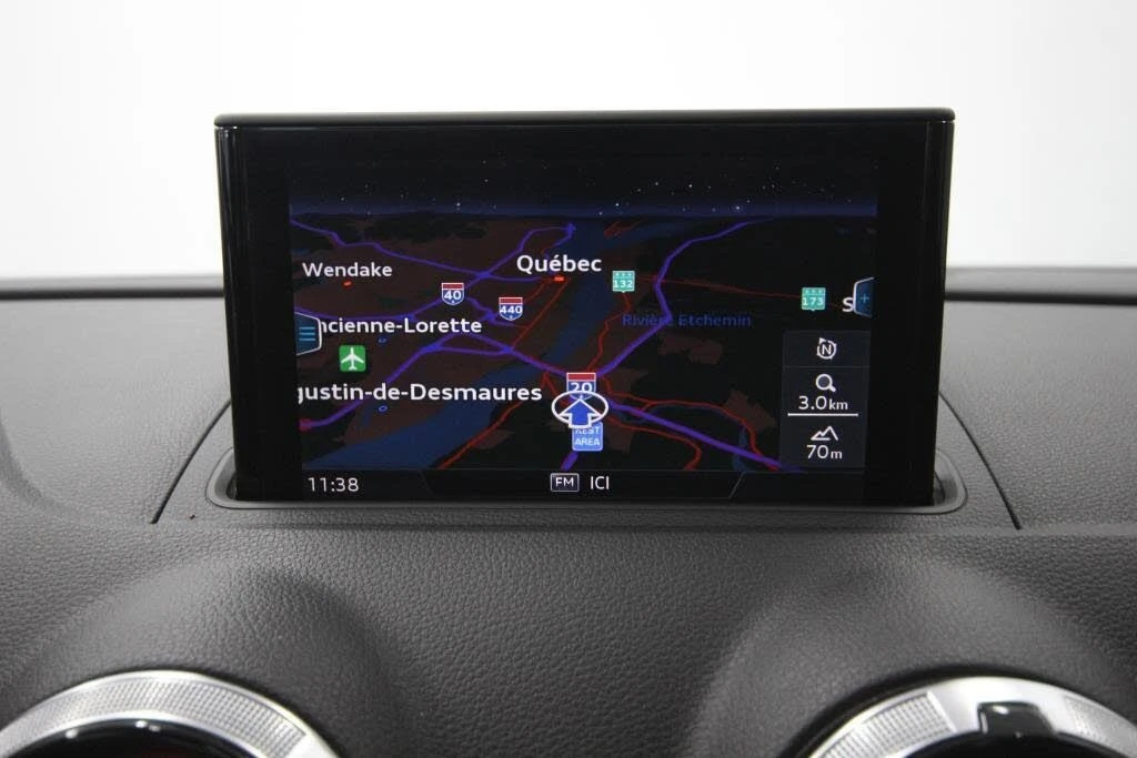 Audi Rs3 2.5Т * 400кс * quattro * АвтоКредит* (ЦЕНА ДО БГ), снимка 16 - Автомобили и джипове - 54129253