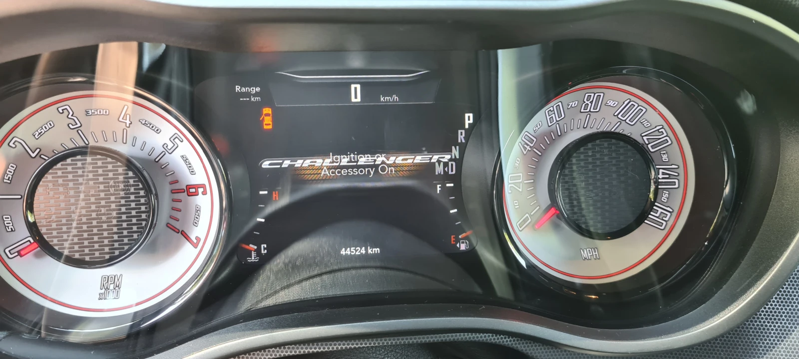 Dodge Challenger T/A, снимка 8 - Автомобили и джипове - 54214366