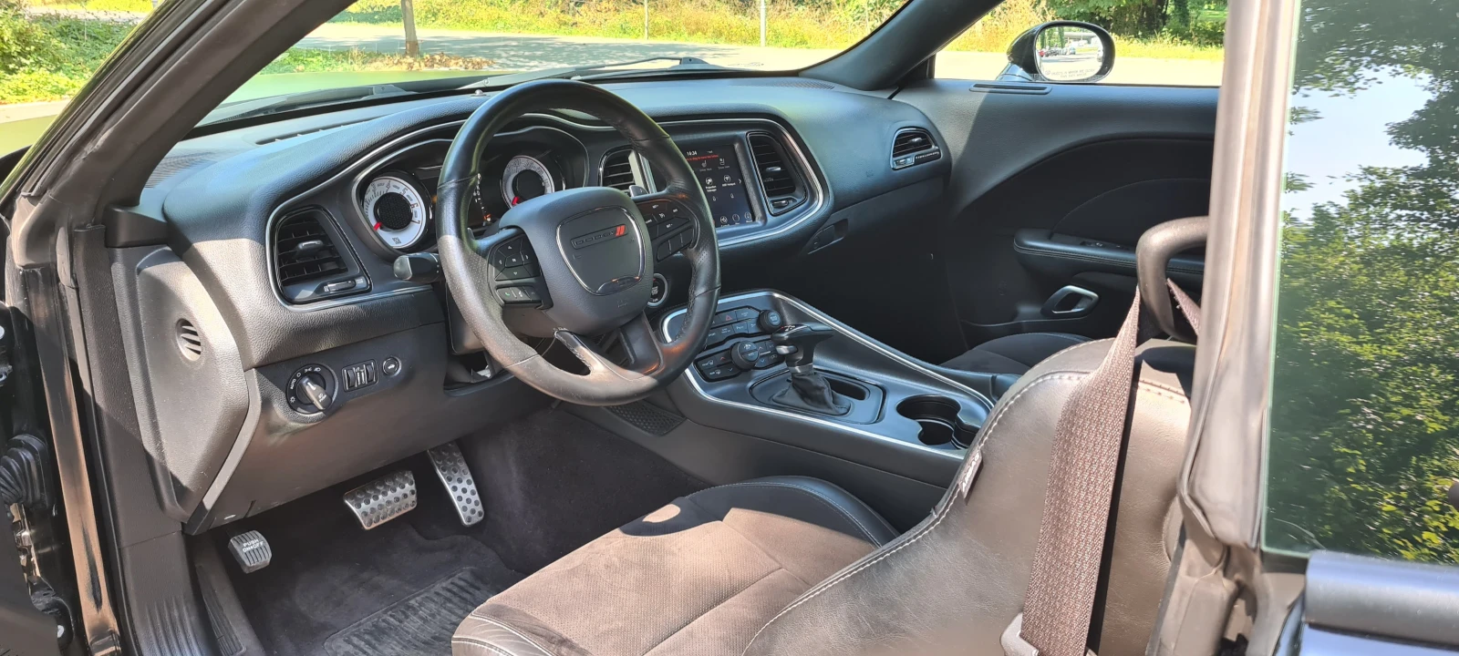 Dodge Challenger T/A, снимка 9 - Автомобили и джипове - 54214366