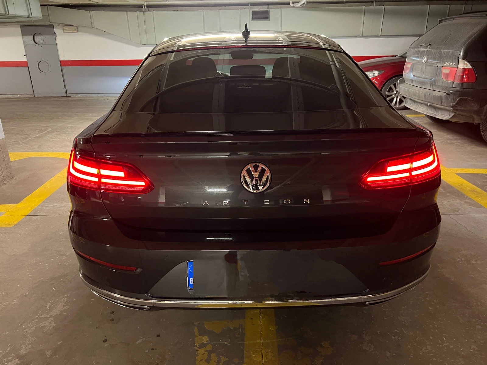 VW Arteon R-Line 2.0 TDI SCR, DSG, снимка 3 - Автомобили и джипове - 54688124