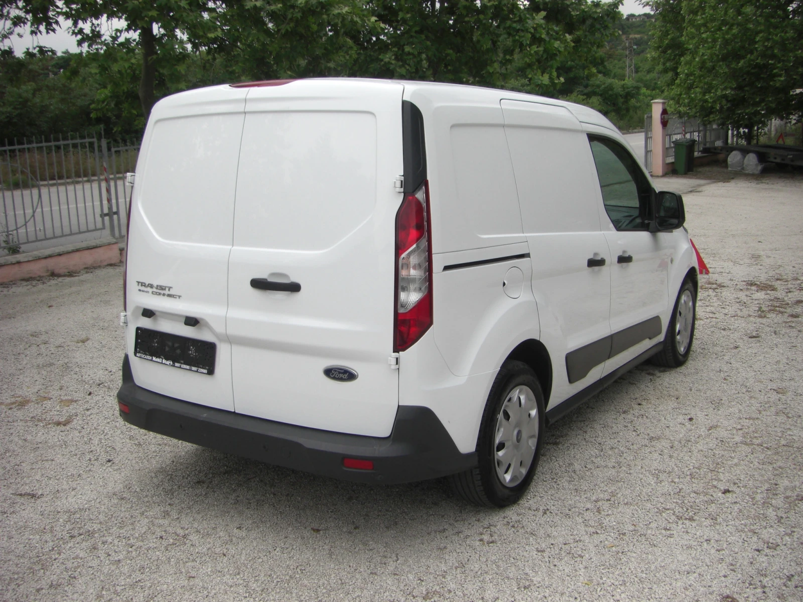 Ford Connect TRANZIT 1.5tdci 3MECTA EURO 6B, снимка 5 - Автомобили и джипове - 54961030