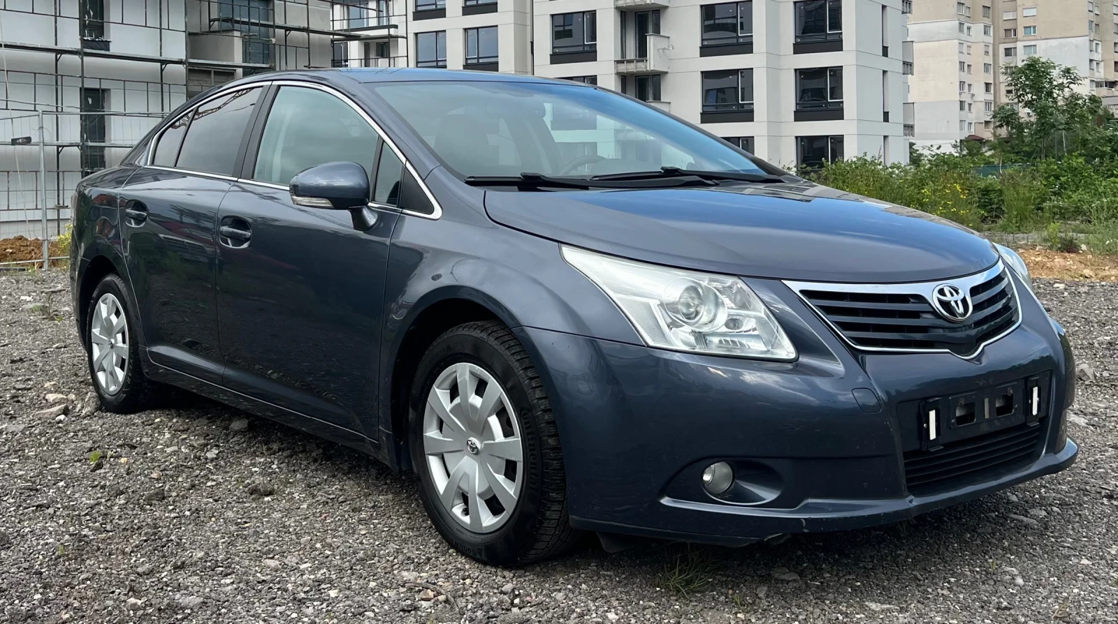 Toyota Avensis 1.8/ss/VALVEMATIK///Avtomatik, снимка 2 - Автомобили и джипове - 55049408