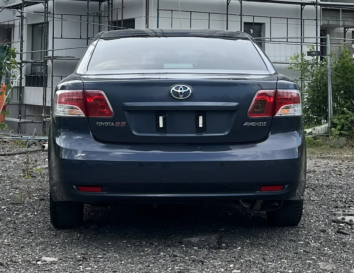 Toyota Avensis 1.8/ss/VALVEMATIK///Avtomatik, снимка 6 - Автомобили и джипове - 55049408