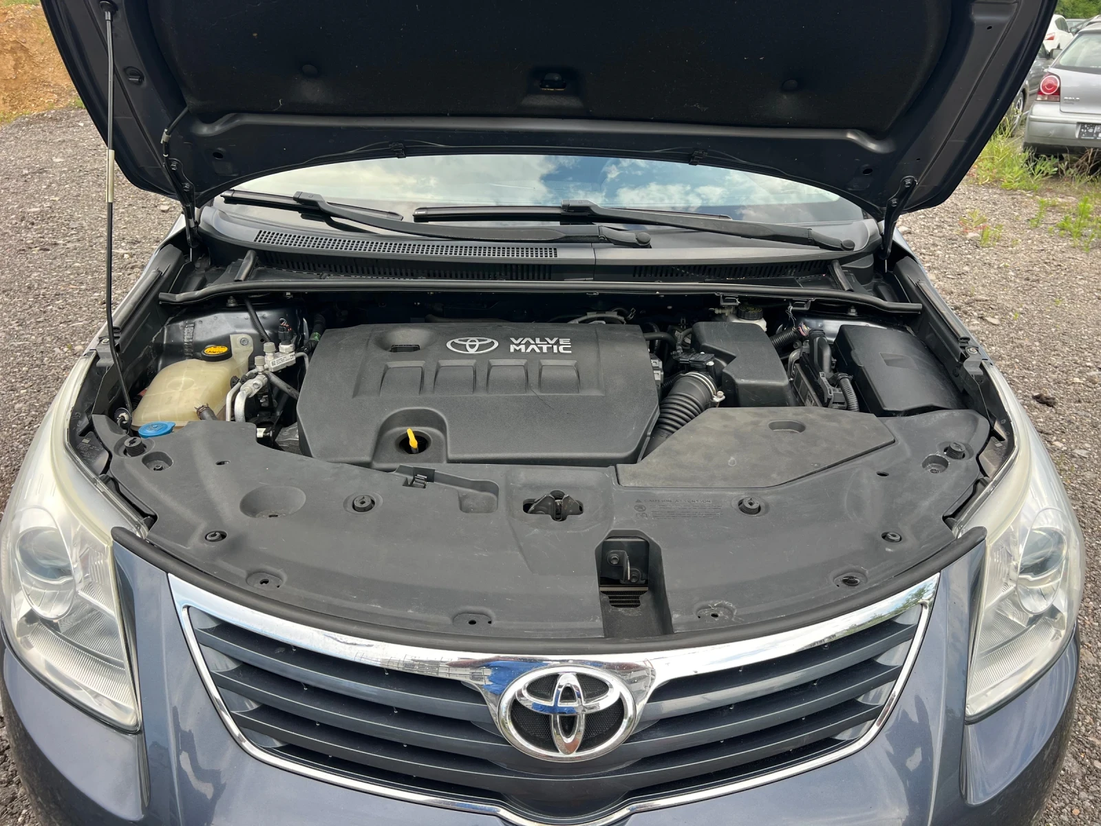 Toyota Avensis 1.8/ss/VALVEMATIK///Avtomatik, снимка 14 - Автомобили и джипове - 55049408