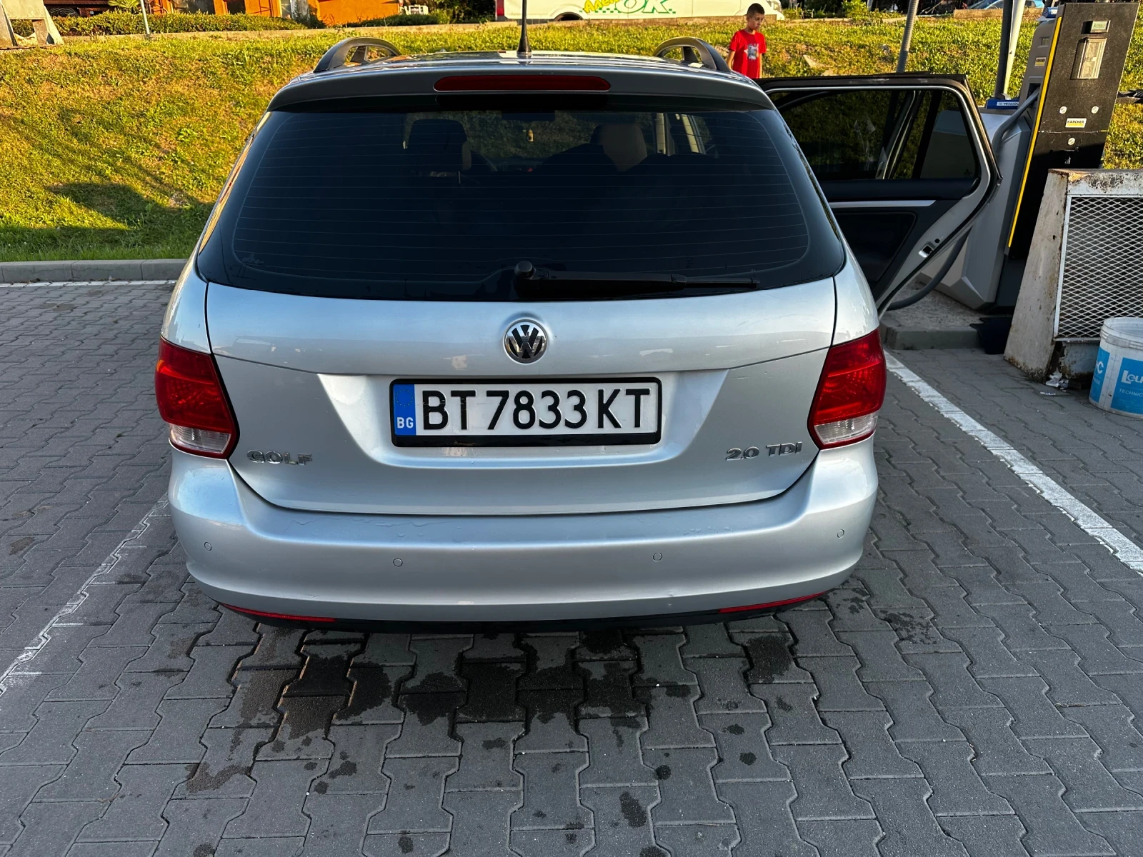 VW Golf Variant Ръчно направен волан , снимка 2 - Автомобили и джипове - 55239111
