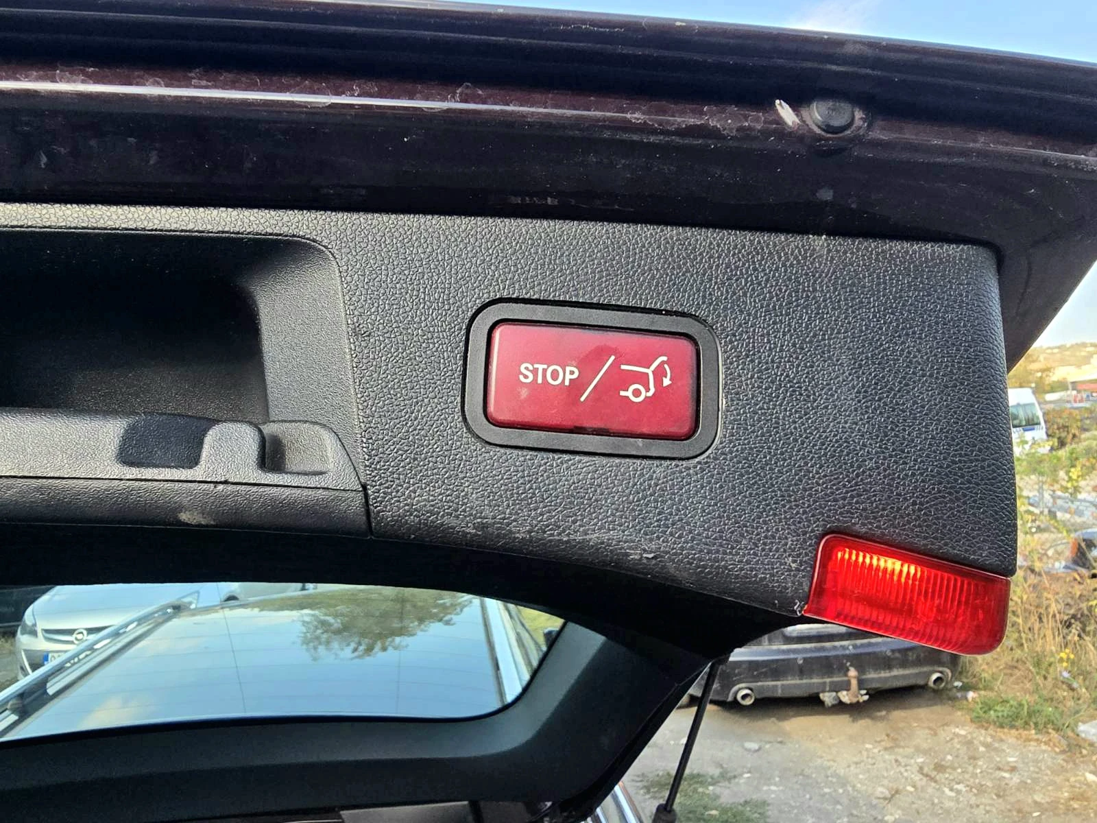 Mercedes-Benz E 250 УНИКАТ/AVANTGARDE/LED, снимка 15 - Автомобили и джипове - 55261051