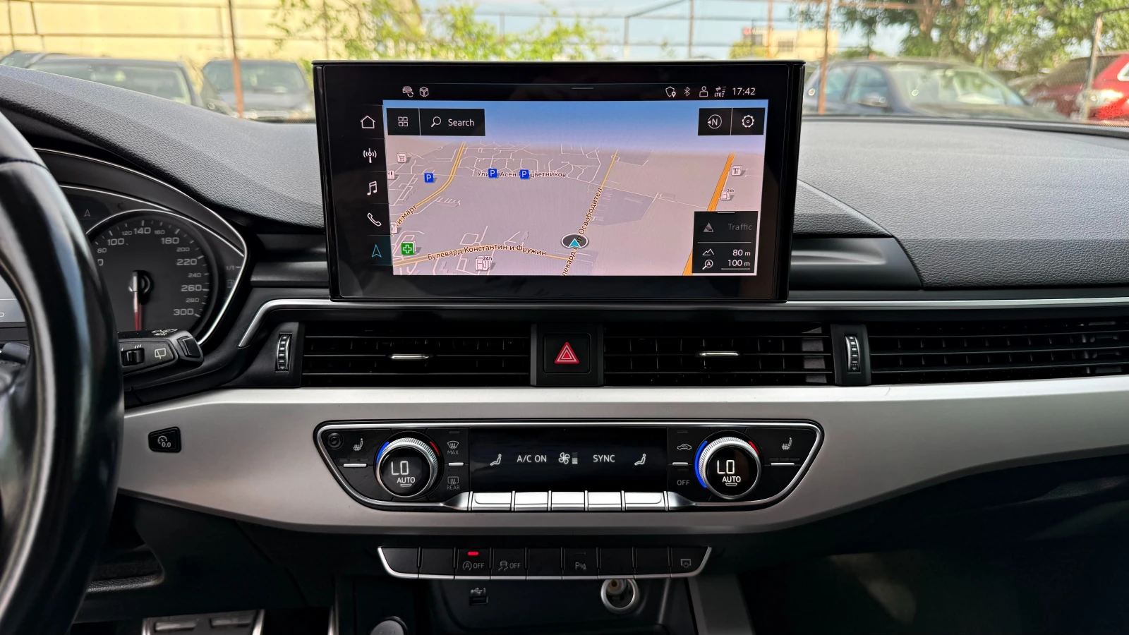 Audi A4 2.0TDI FACELIFT DISTRONIC  ЕВРО-6Д, снимка 11 - Автомобили и джипове - 55317635