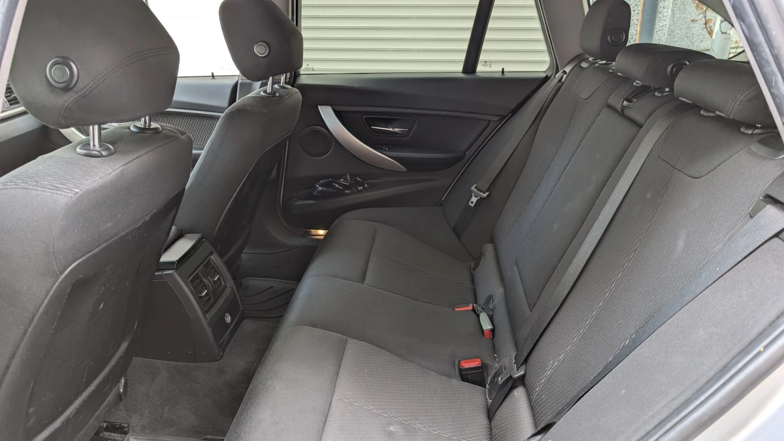 BMW 318, снимка 5 - Автомобили и джипове - 56265944
