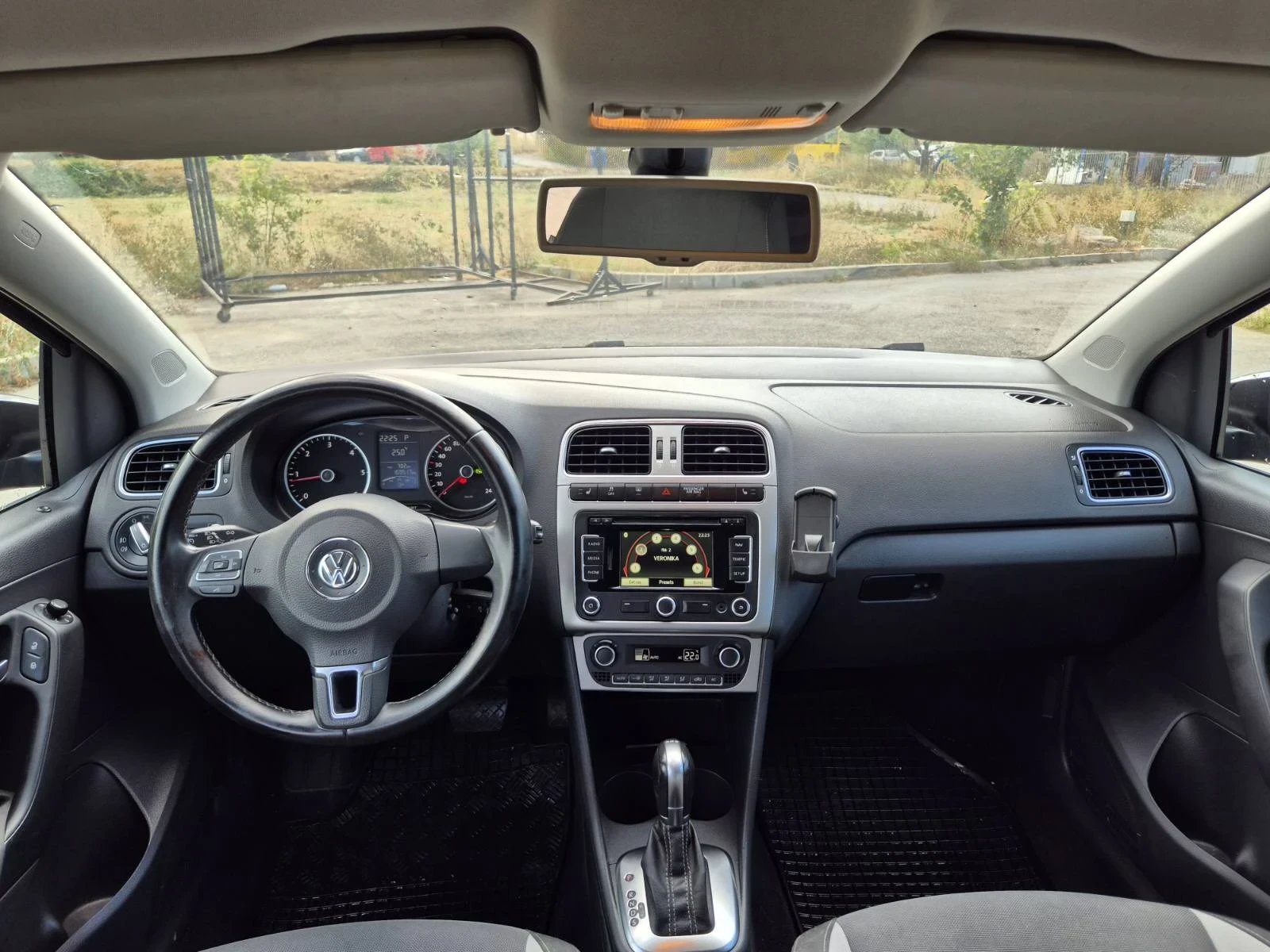 VW Polo LIFE!! Автоматик!, снимка 6 - Автомобили и джипове - 56350545