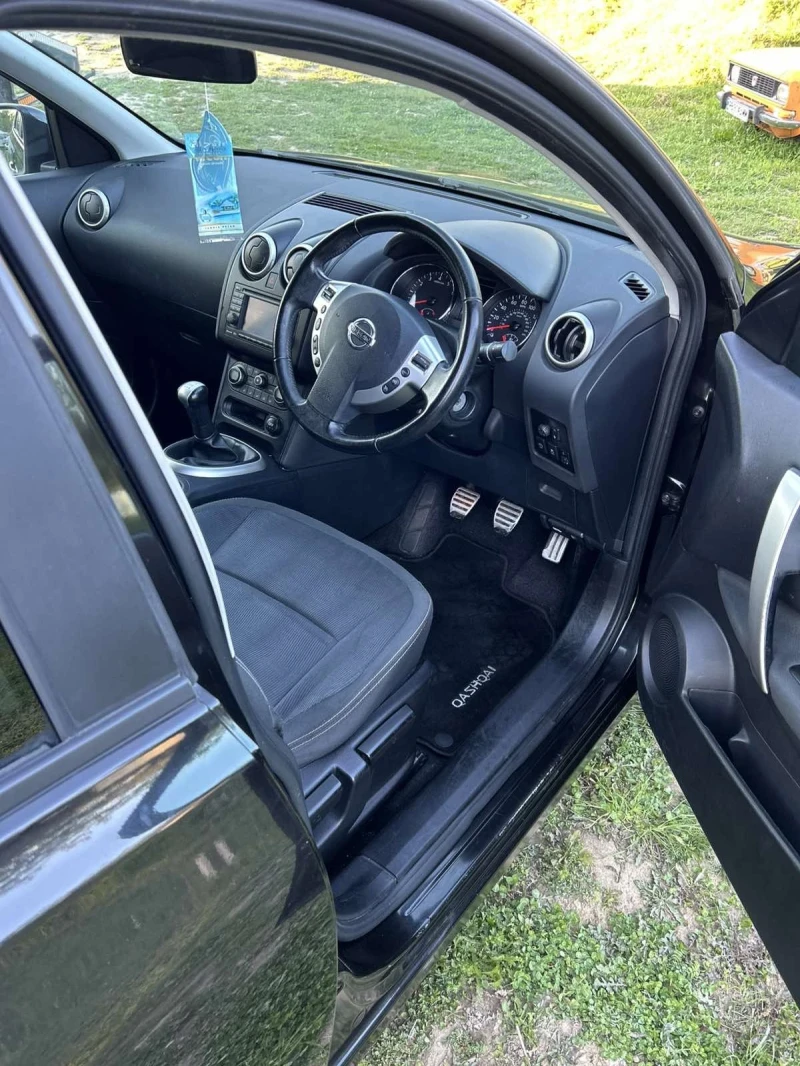 Nissan Qashqai, снимка 3 - Автомобили и джипове - 52256093