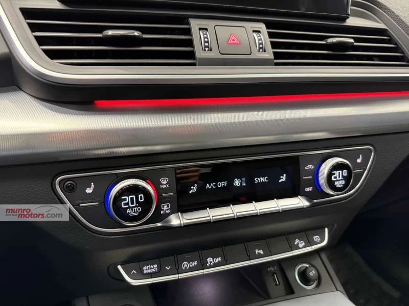 Audi Q5 Progressiv/ДИСТРОНИК/ПАНОРАМА/АМБИЕНТНО , снимка 17 - Автомобили и джипове - 53573951