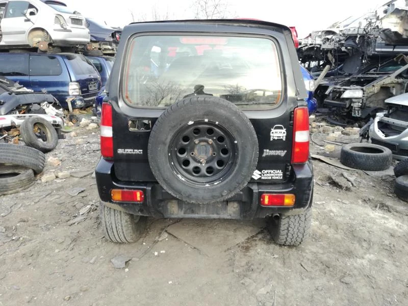 Suzuki Jimny 1.3i, снимка 4 - Автомобили и джипове - 32046266