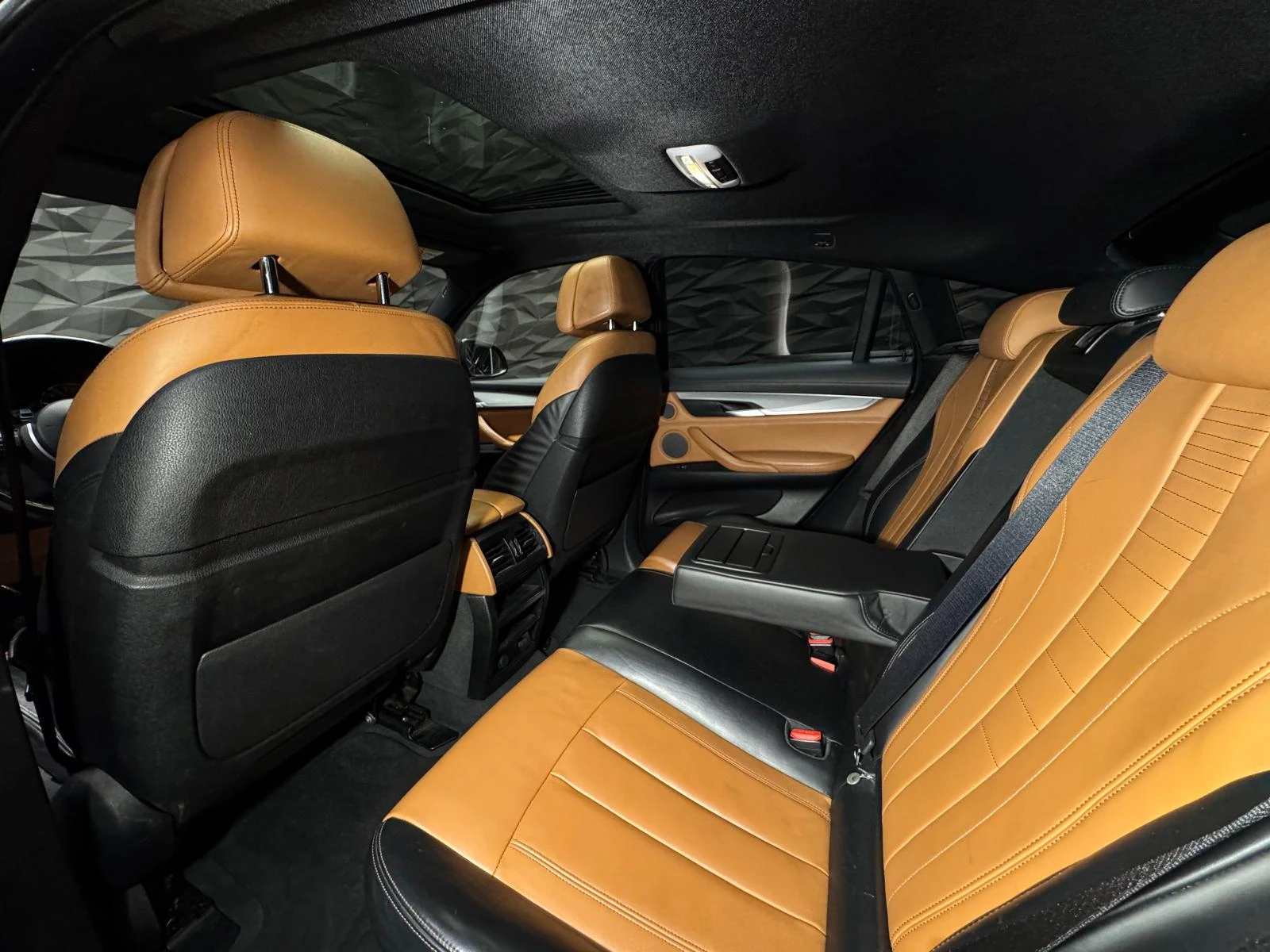 BMW X6 xDrive40d M Sportpack H&K* 360* Pano*  | Mobile.bg   8