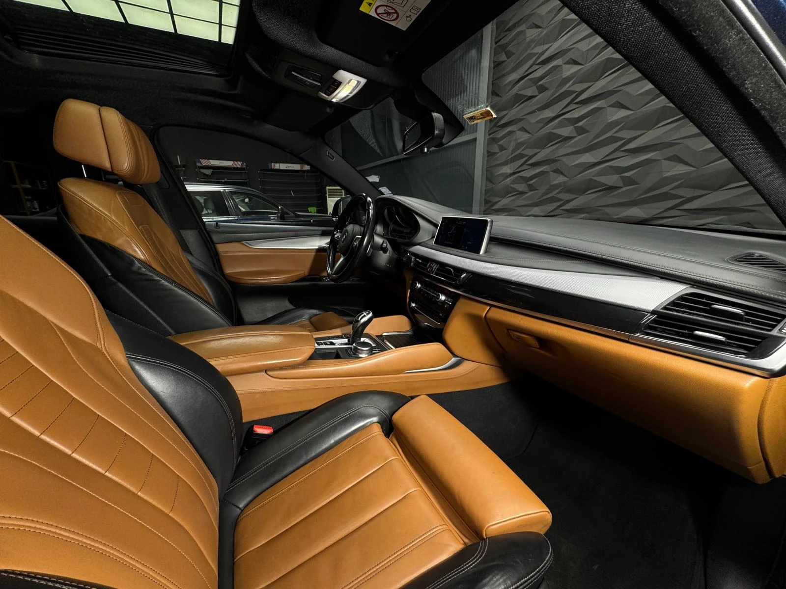 BMW X6 xDrive40d M Sportpack H&K* 360* Pano*  | Mobile.bg   10