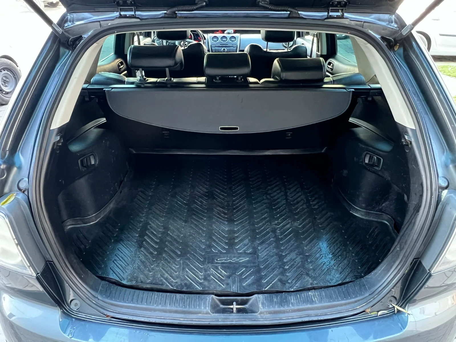 Mazda CX-7  - изображение 7