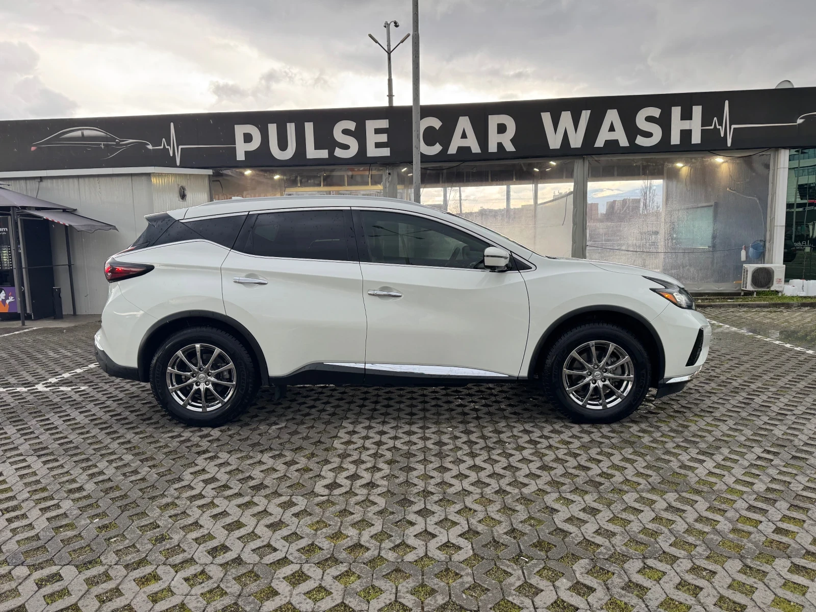 Nissan Murano PLATINUM 3.5 ГАЗ 4х4 Автоматик 58 000км, снимка 3 - Автомобили и джипове - 54653376