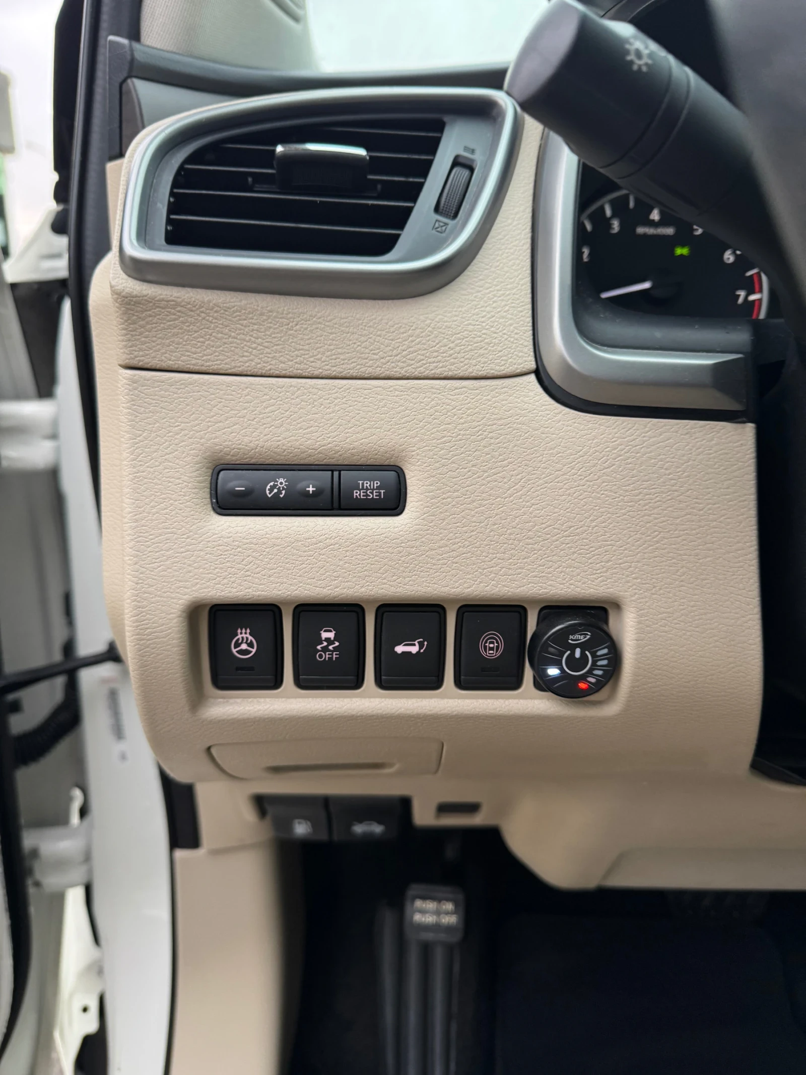 Nissan Murano PLATINUM 3.5 ГАЗ 4х4 Автоматик 58 000км, снимка 12 - Автомобили и джипове - 54653376
