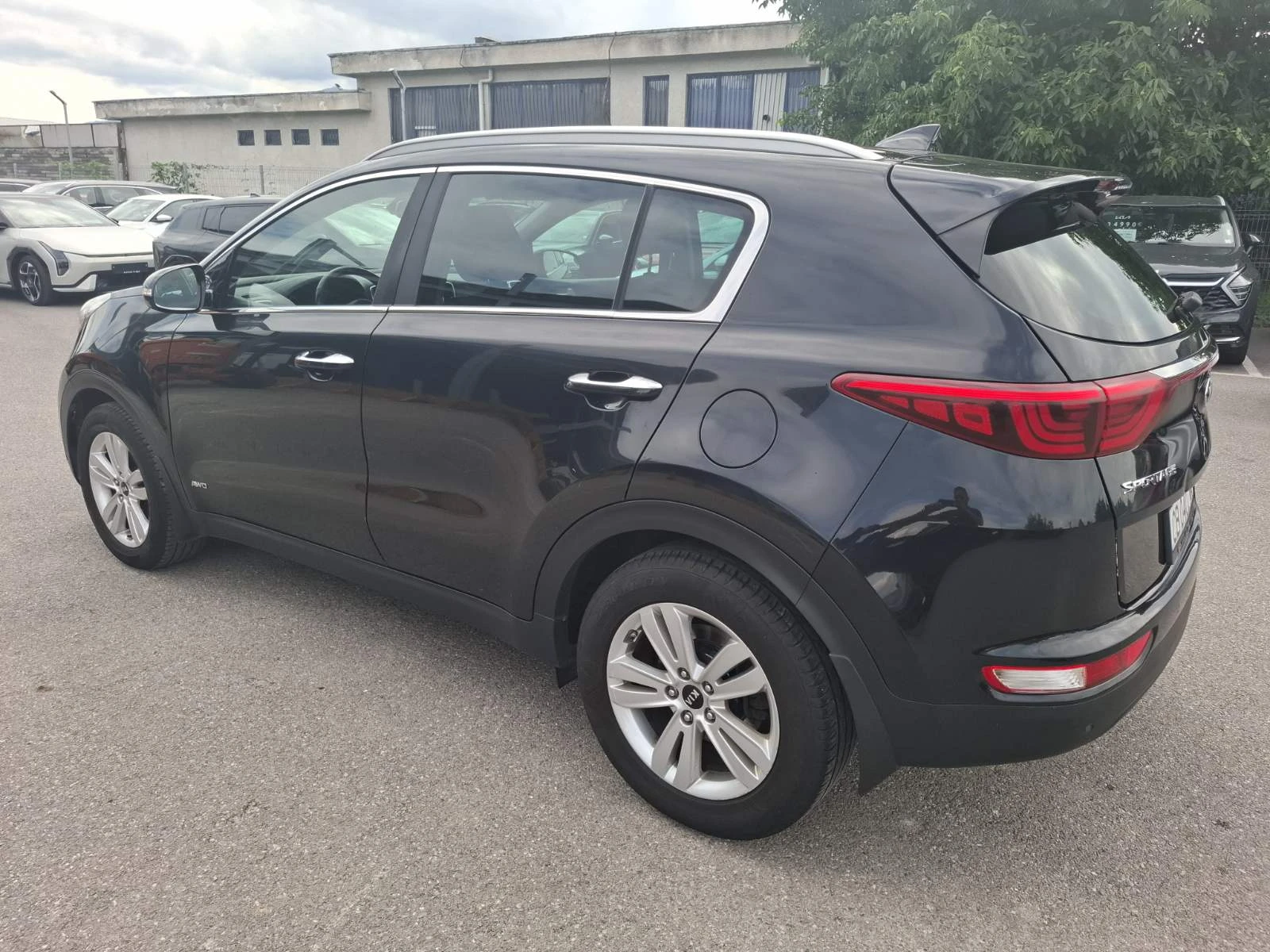 Kia Sportage 2.0 crdi 4x4, снимка 6 - Автомобили и джипове - 55184751