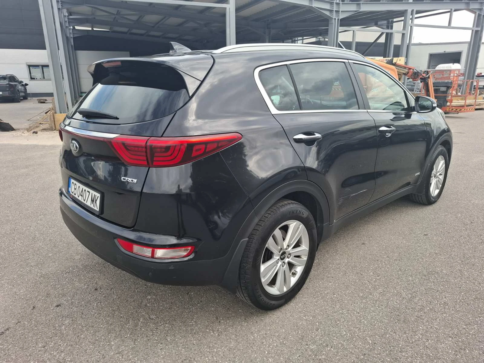 Kia Sportage 2.0 crdi 4x4, снимка 4 - Автомобили и джипове - 55184751
