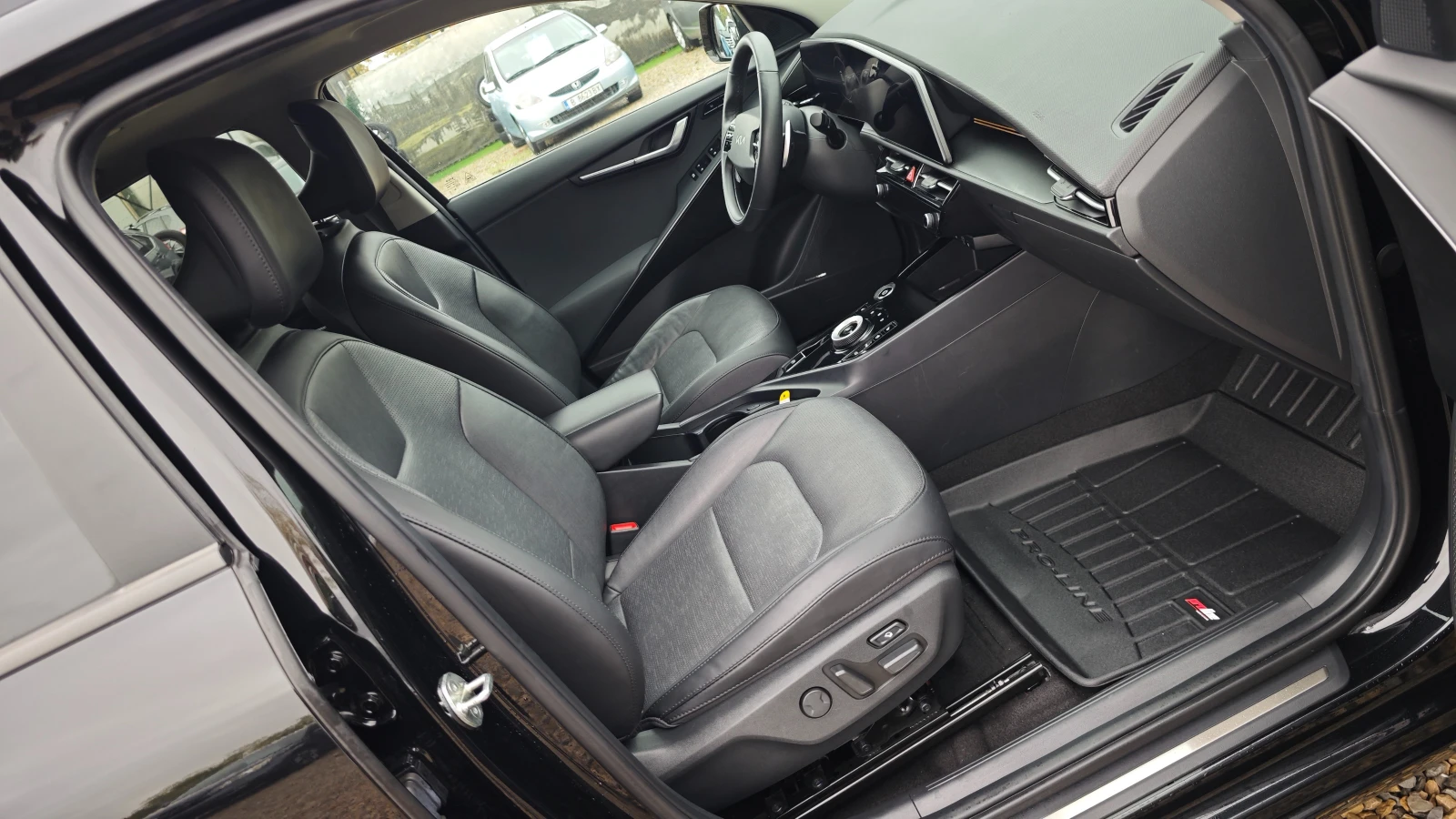 Kia Niro ����� ���A/���/������� ������/�������� �� 100% | Mobile.bg � ����������� 12