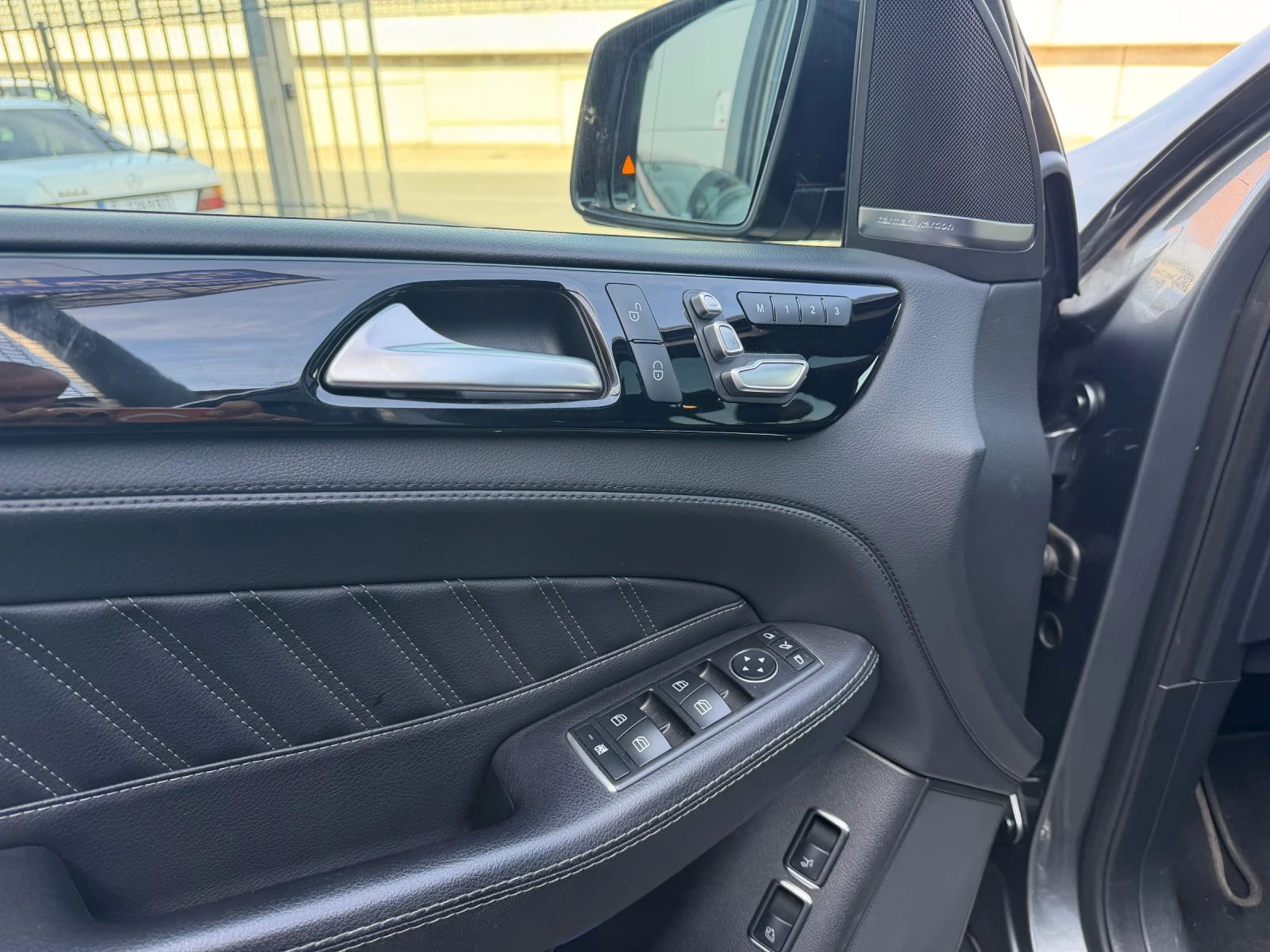 Mercedes-Benz GLE 43 AMG РЕАЛЕН ПРОБЕГ 1ви СОБСТВЕНИК, снимка 7 - Автомобили и джипове - 56289092