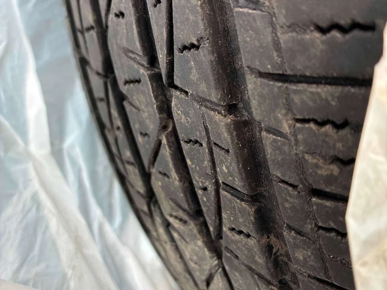 Toyota Rav4 * LE * CARFAX * ��� ������������ ������ | Mobile.bg � ����������� 11