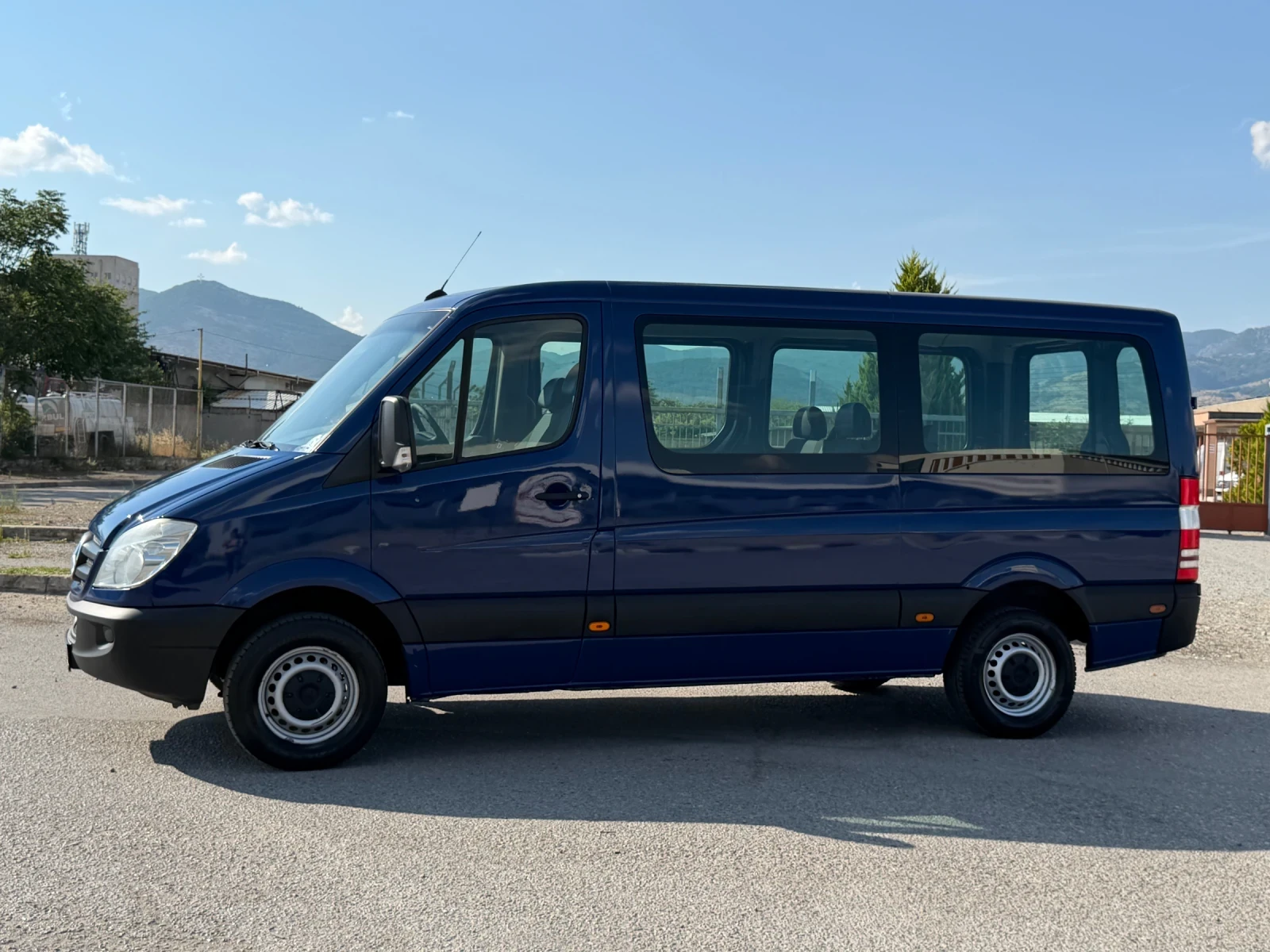 Mercedes-Benz Sprinter 315 CDI 150ps 2010г Пътнически Топ Състояние , снимка 7 - Бусове и автобуси - 55317427